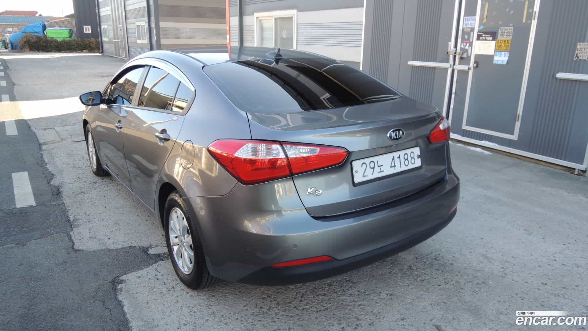 K3 Kia 2014.1-INNER-006