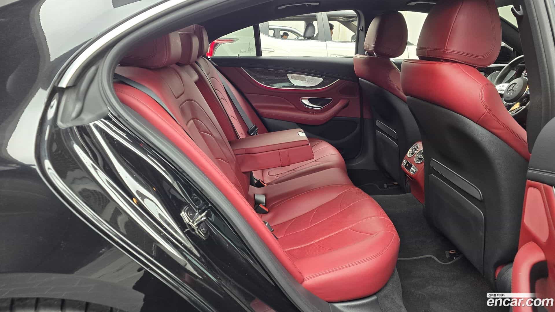 CLS-Class Mercedes-Benz 2020.10-OPTION-016