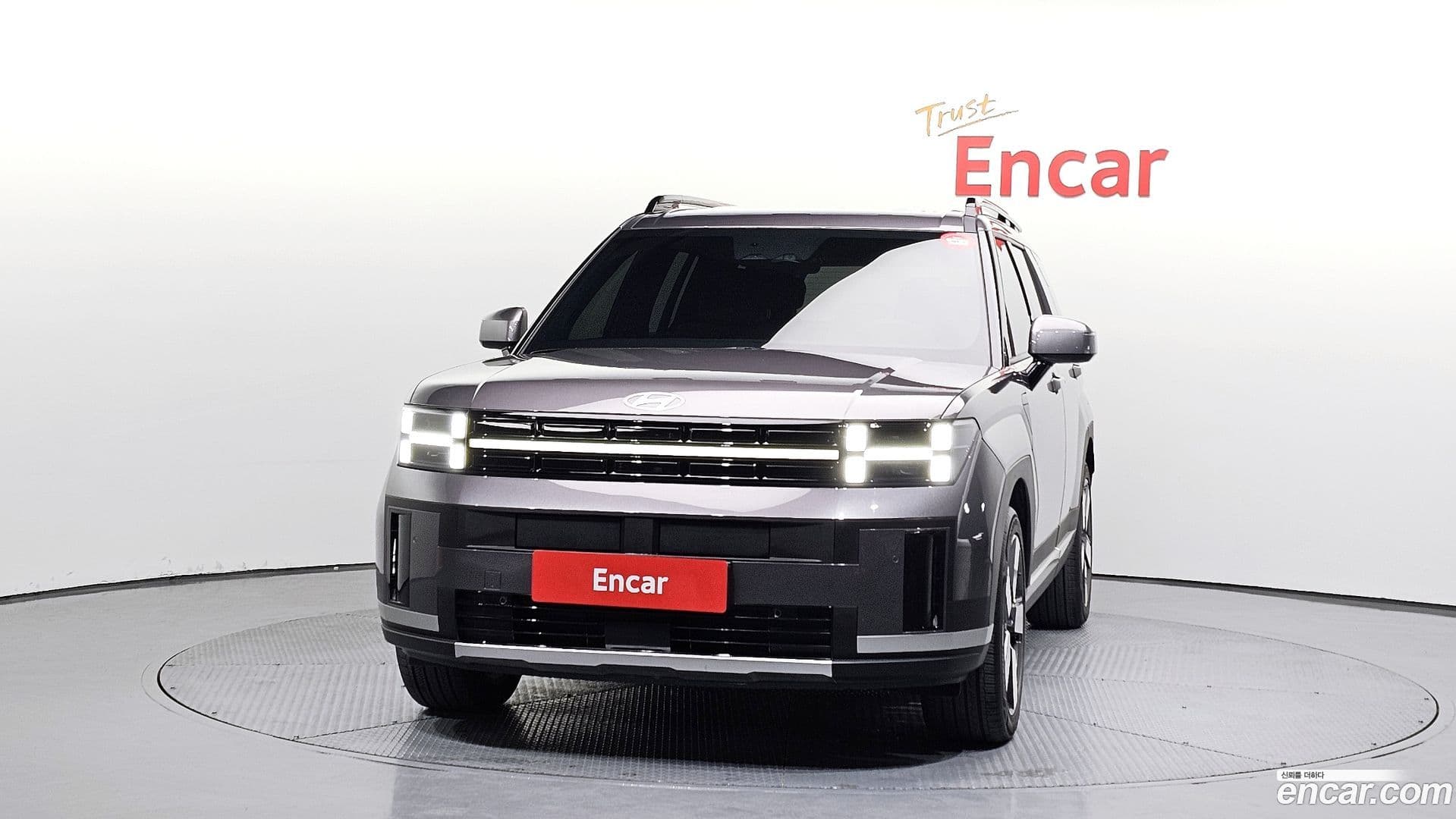 Main__Slider__Photo:Santafe Hyundai 2024.0-2