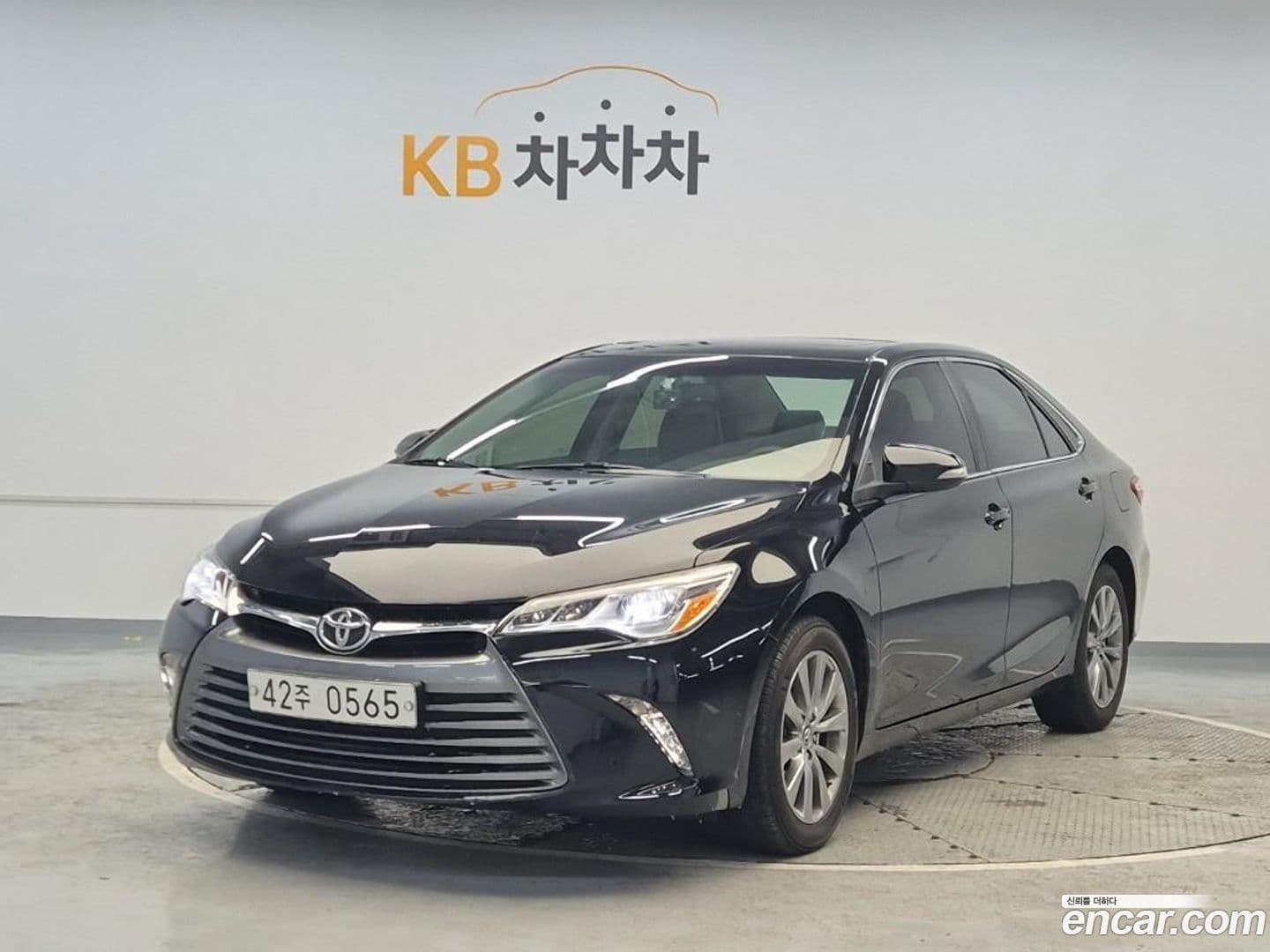 Main__Slider__Photo:Camry Toyota 2015.10-3