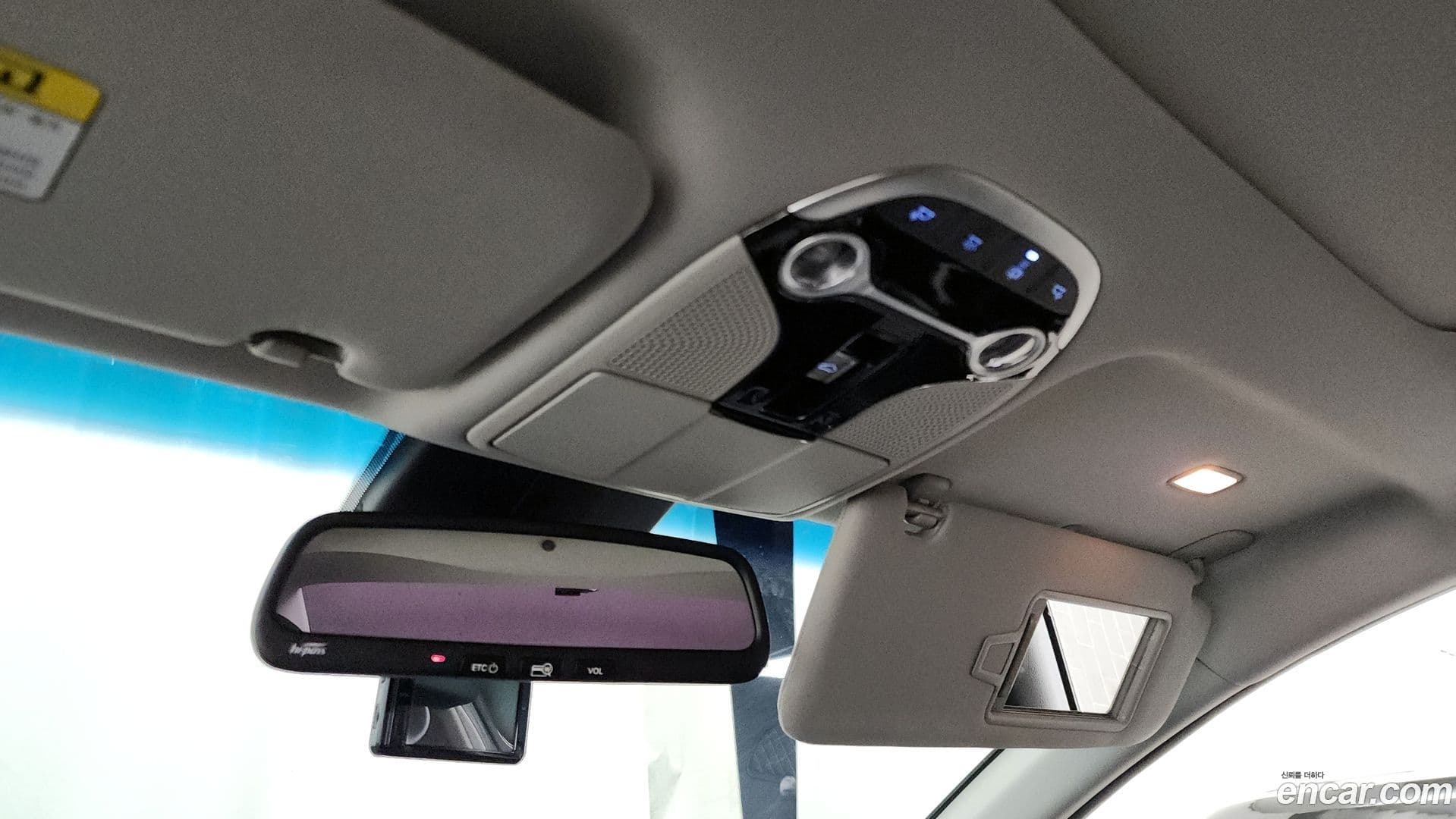 Main__Slider__Photo:Grandeur Hyundai 2016.11-16