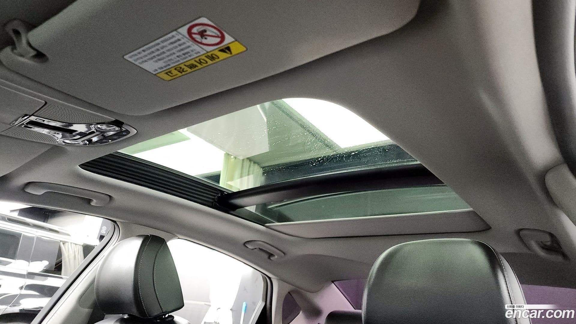 Main__Slider__Photo:Grandeur Hyundai 2016.11-17