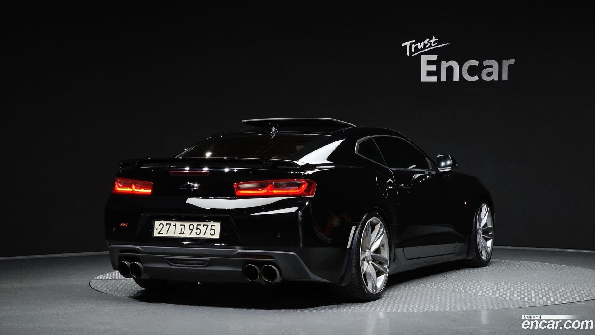 Main__Slider__Photo:Camaro ChevroletGMDaewoo 2016.9-1