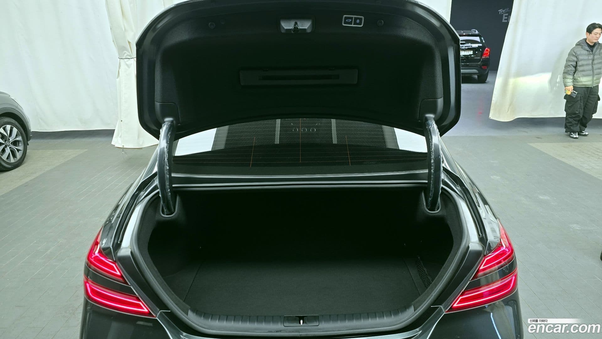 Main__Slider__Photo:G70 Genesis 2021.2-19