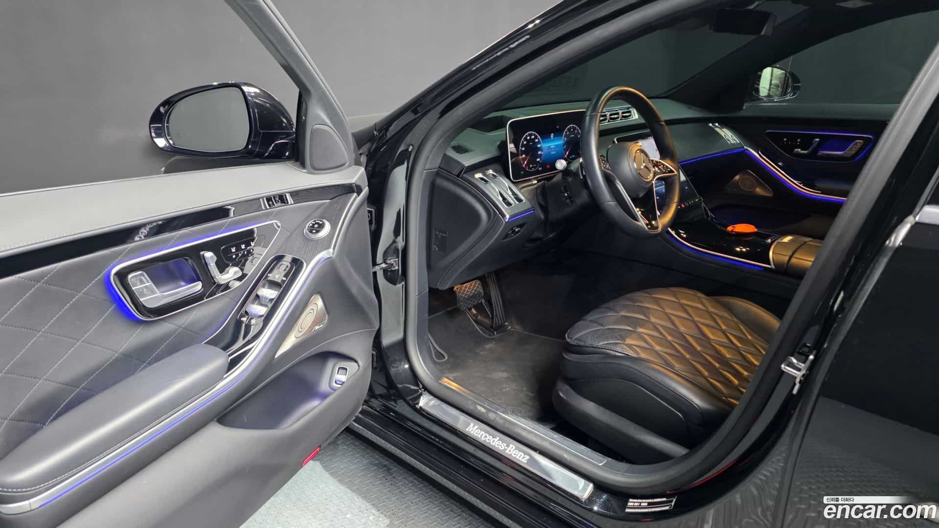 S-Class Mercedes-Benz 2022.8-INNER-010