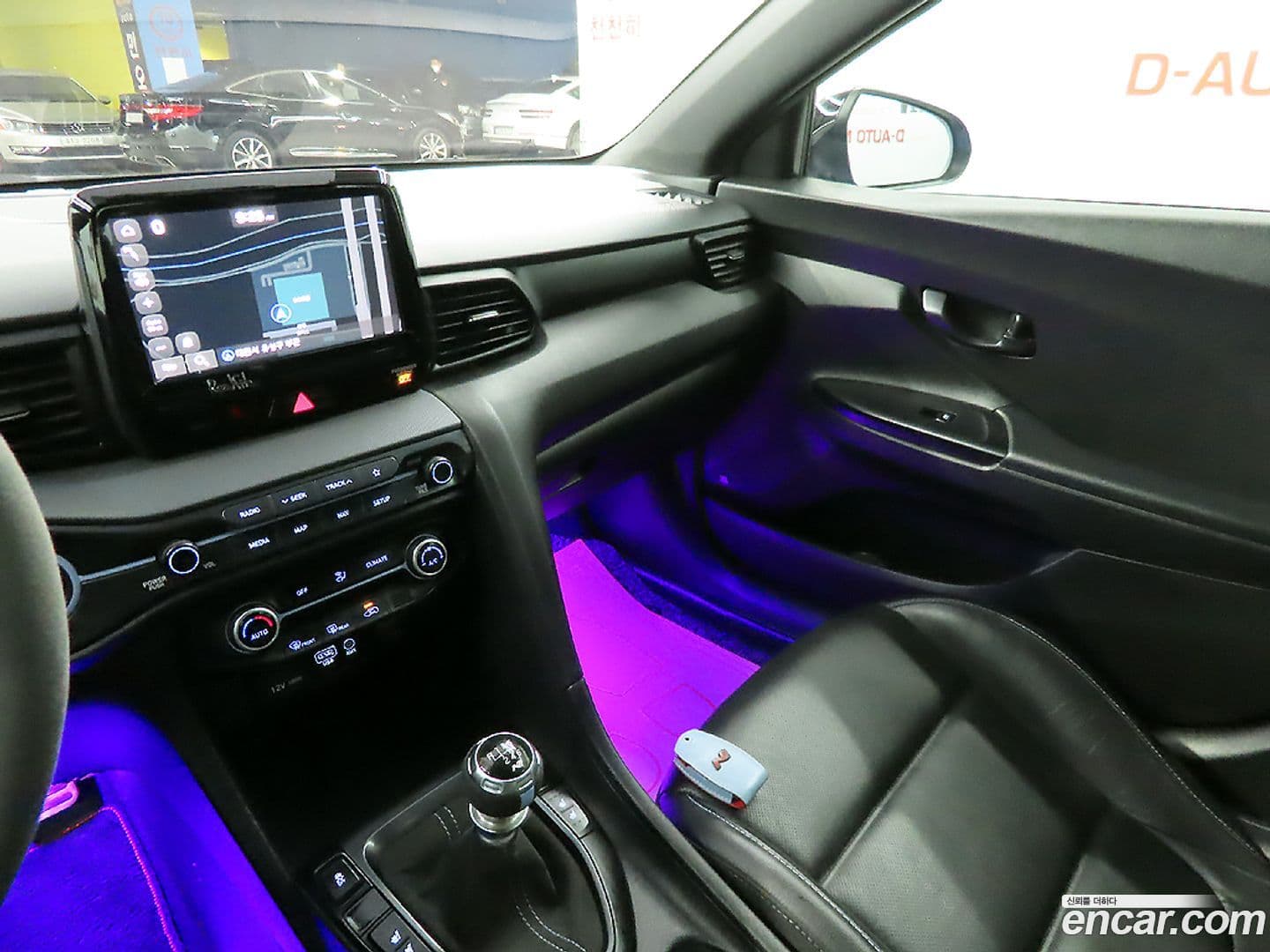 Main__Slider__Photo:Veloster Hyundai 2020.2-8