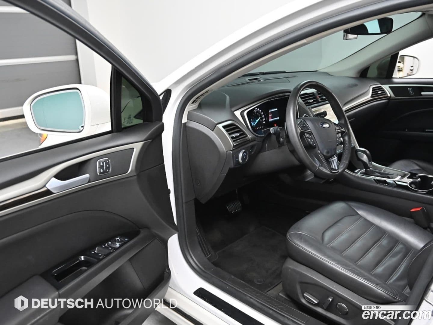 Main__Slider__Photo:Fusion Ford 2014.9-10