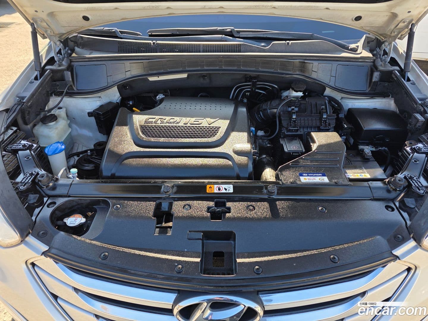 Main__Slider__Photo:Santafe Hyundai 2013.0-19