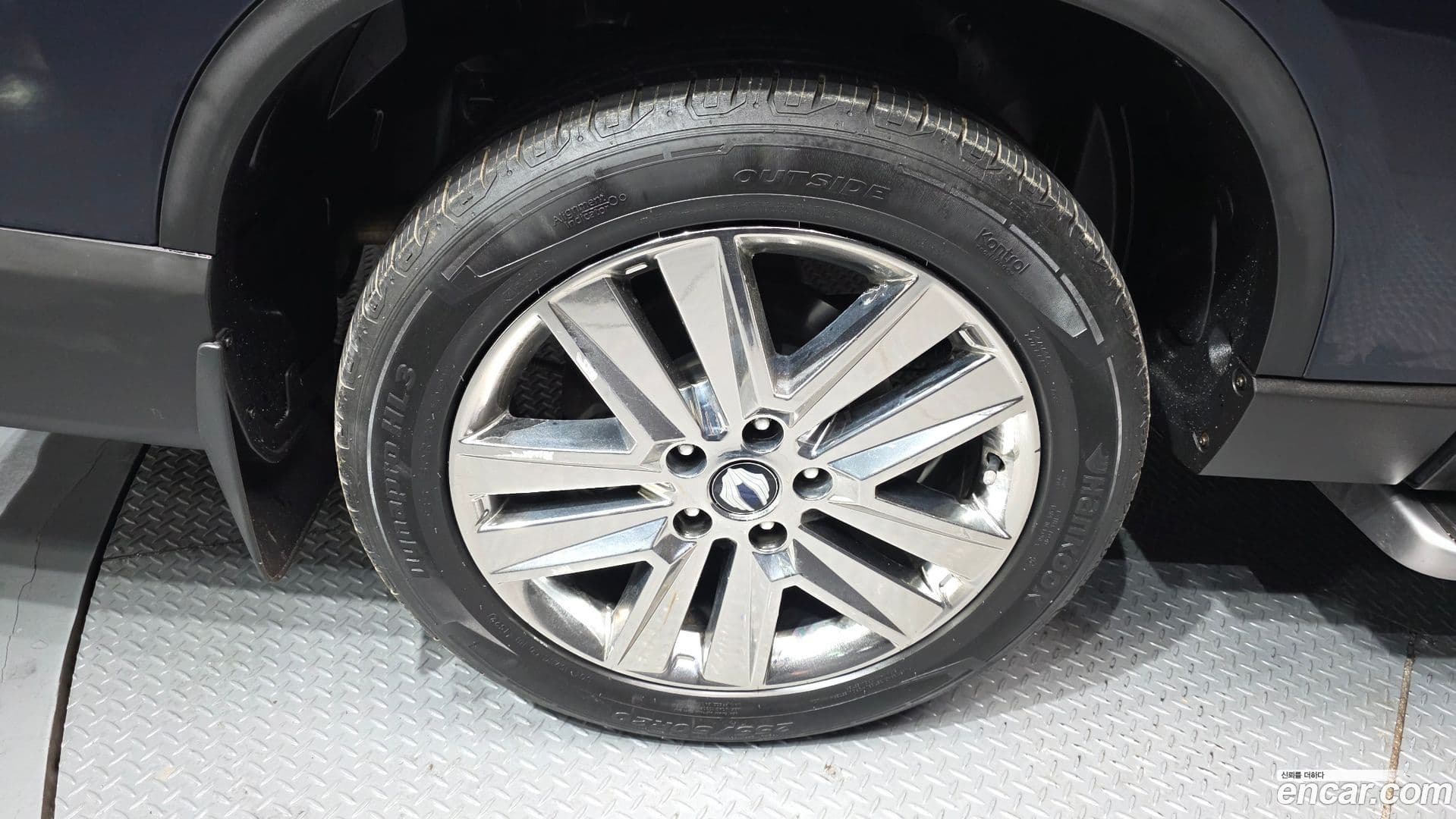 Main__Slider__Photo:Rexton KG_Mobility_Ssangyong 2019.0-4