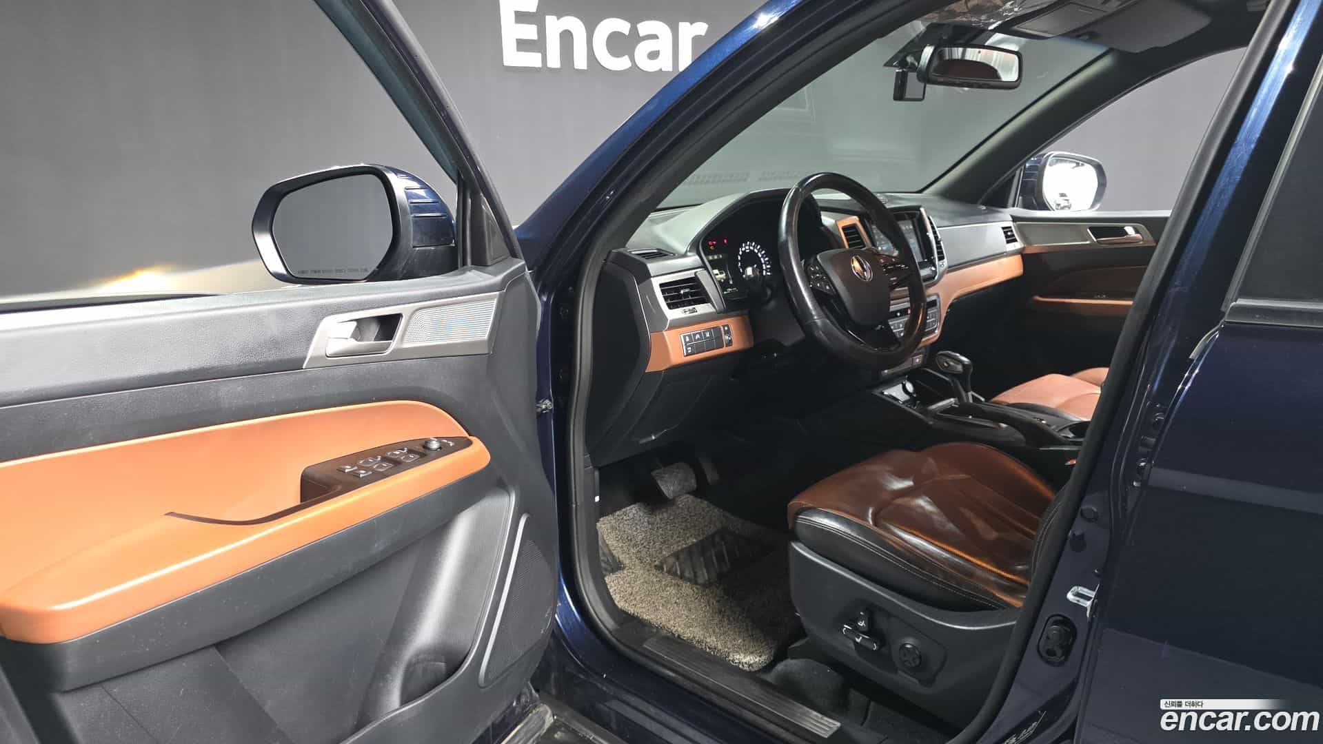 Rexton KG_Mobility_Ssangyong 2019.0-INNER-010