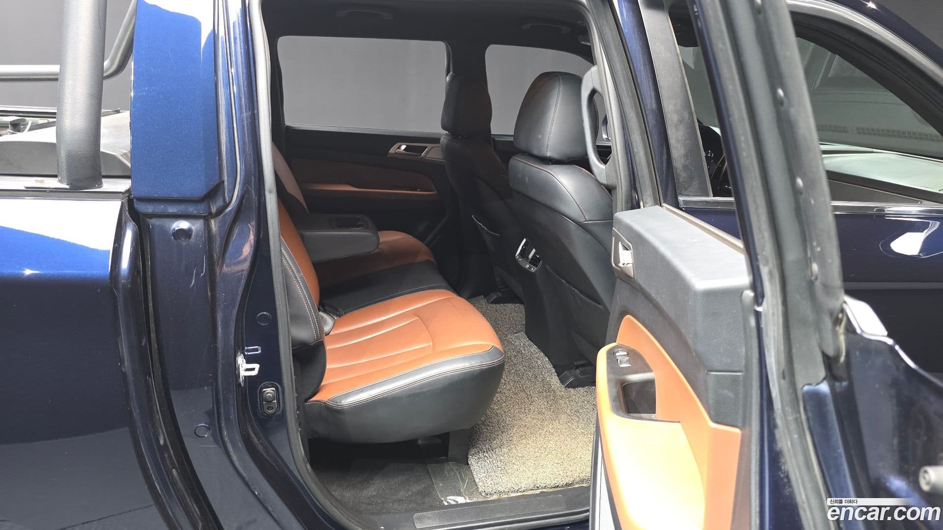 Main__Slider__Photo:Rexton KG_Mobility_Ssangyong 2019.0-11