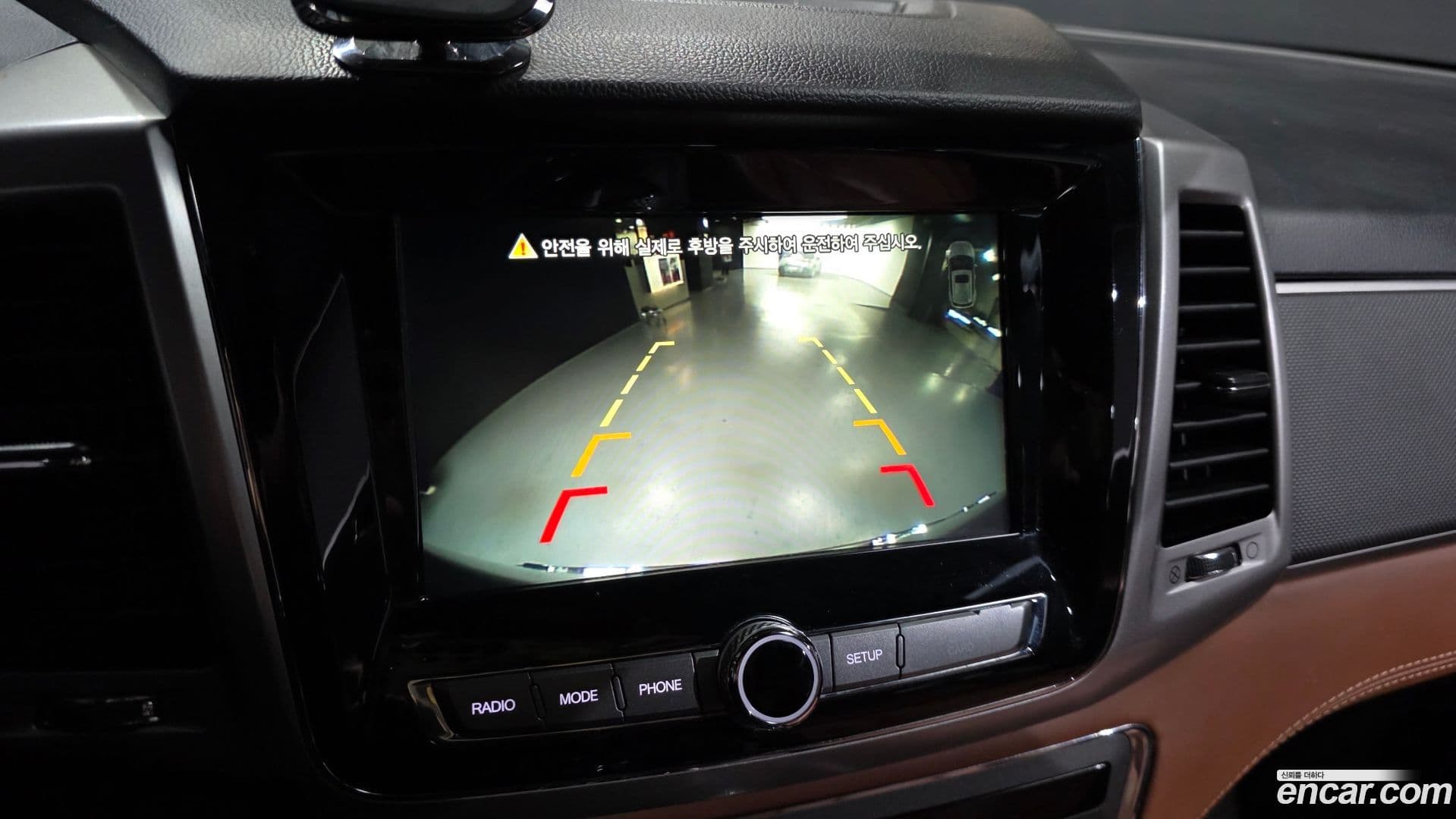 Main__Slider__Photo:Rexton KG_Mobility_Ssangyong 2019.0-15