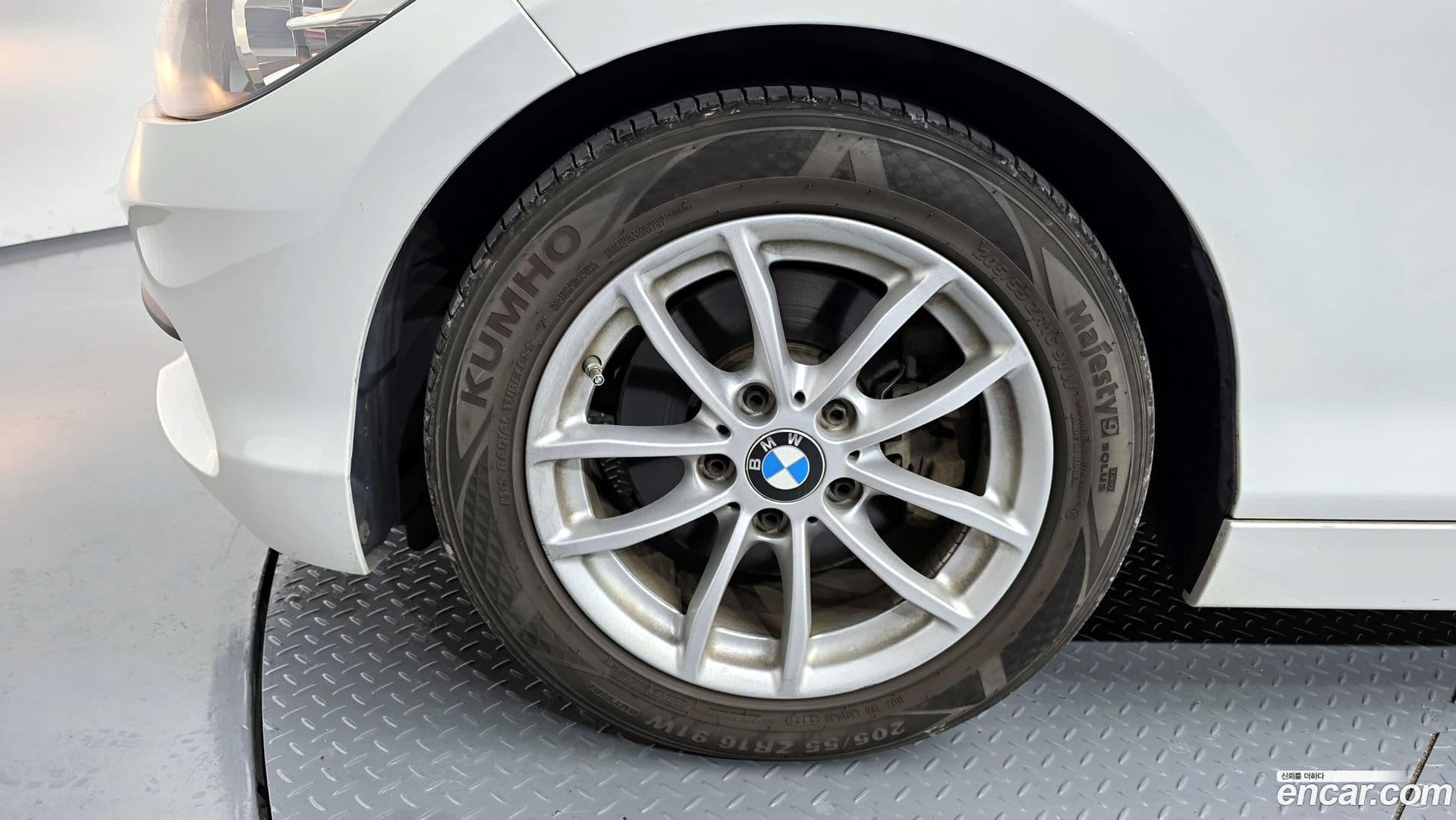 Main__Slider__Photo:1-Series BMW 2017.5-4