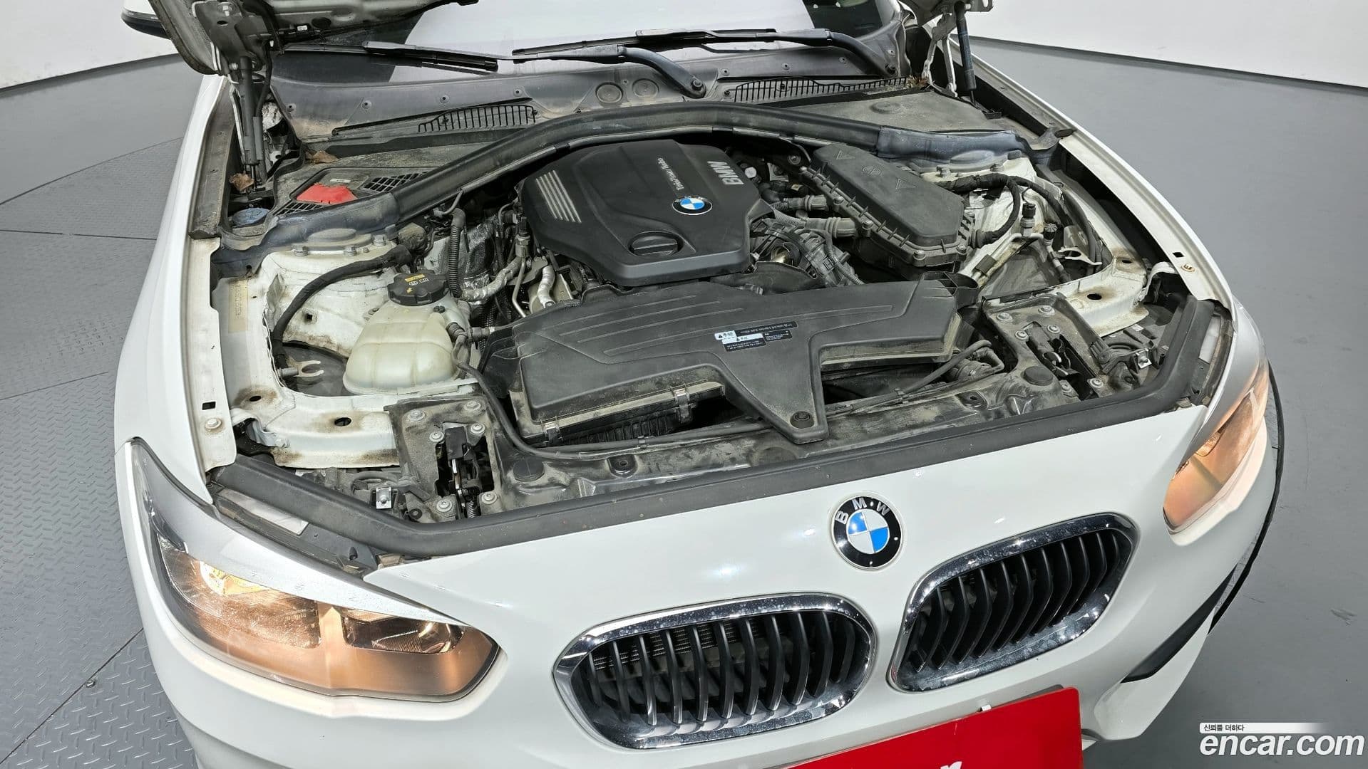 Main__Slider__Photo:1-Series BMW 2017.5-5