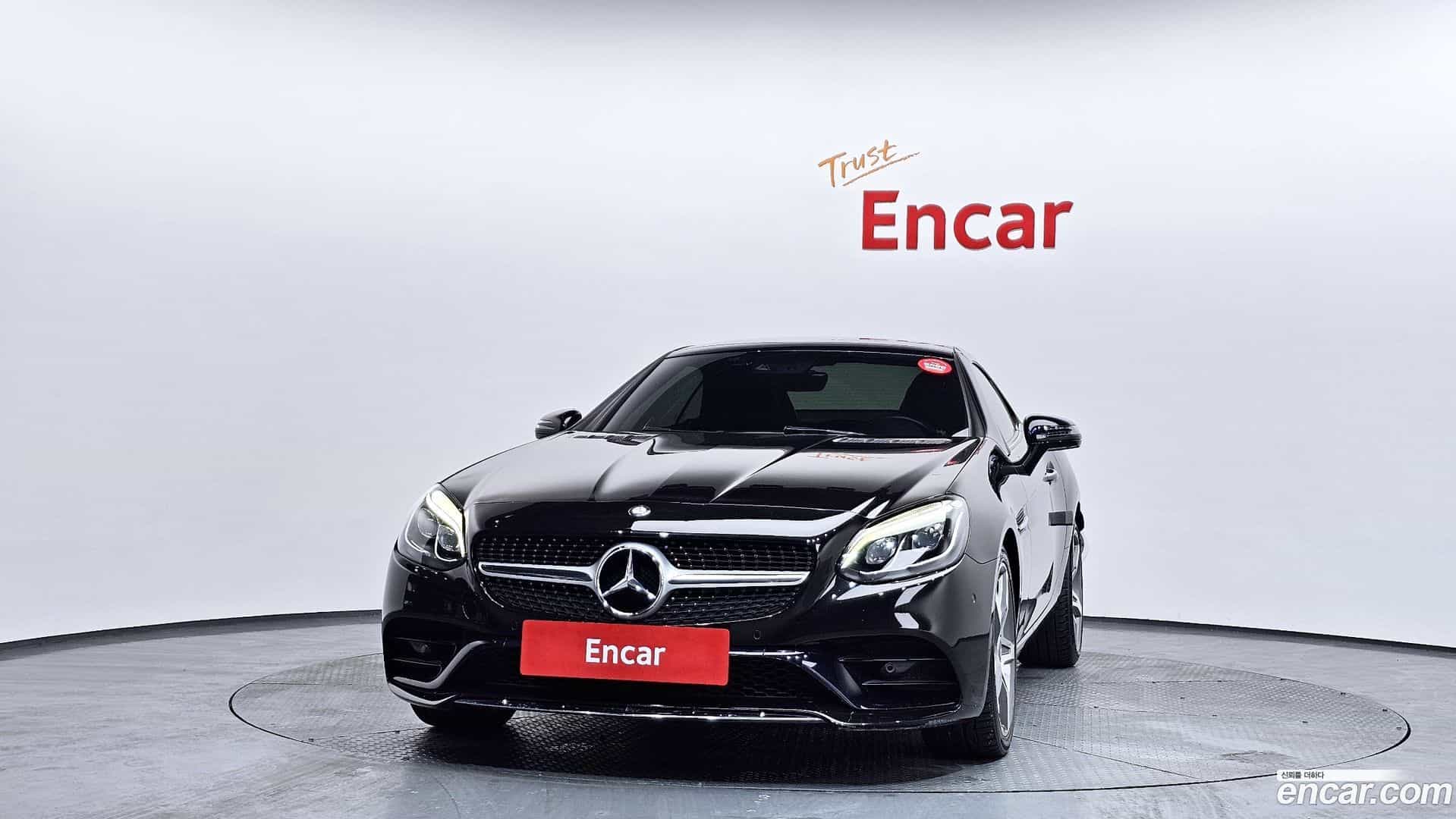 SLC-Class Mercedes-Benz 2017.2-OUTER-003