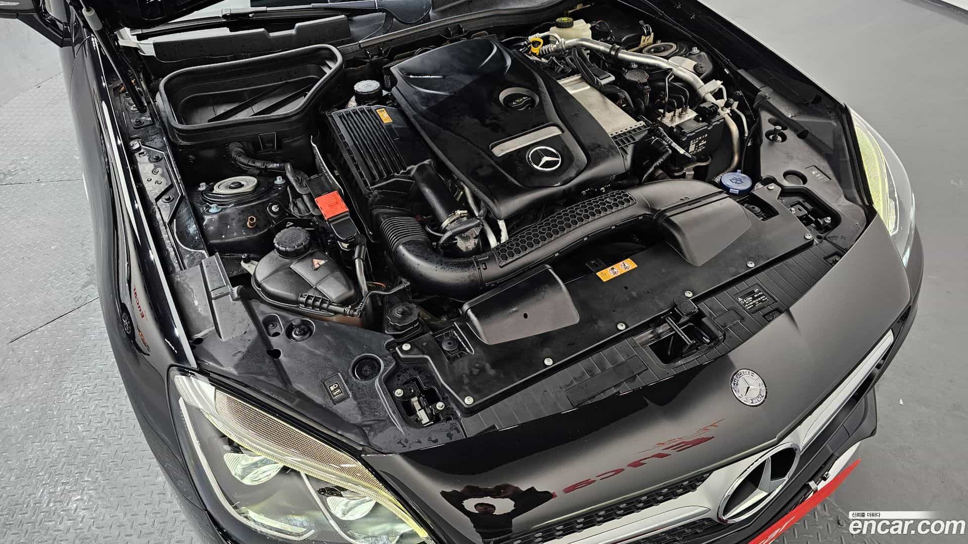 SLC-Class Mercedes-Benz 2017.2-INNER-006