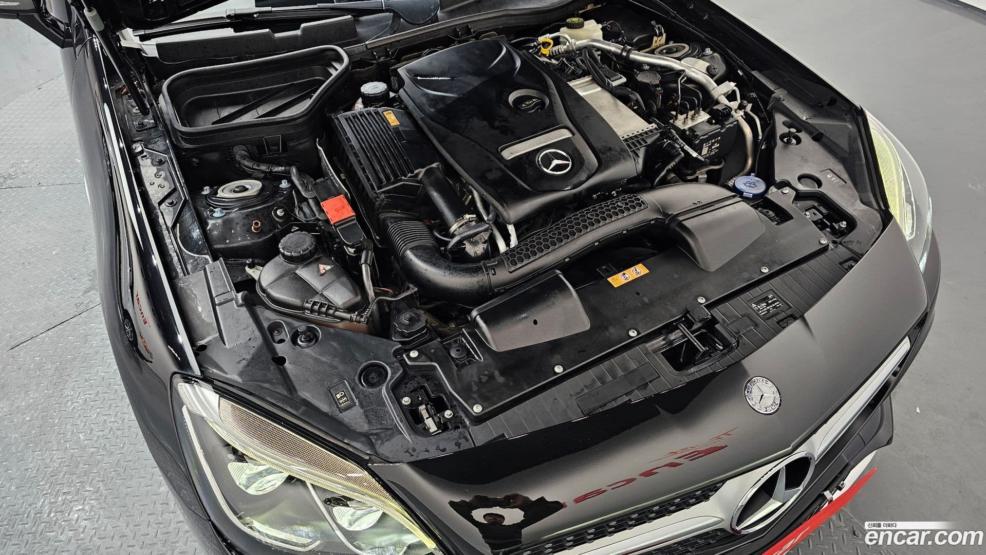 Main__Slider__Photo:SLC-Class Mercedes-Benz 2017.2-5