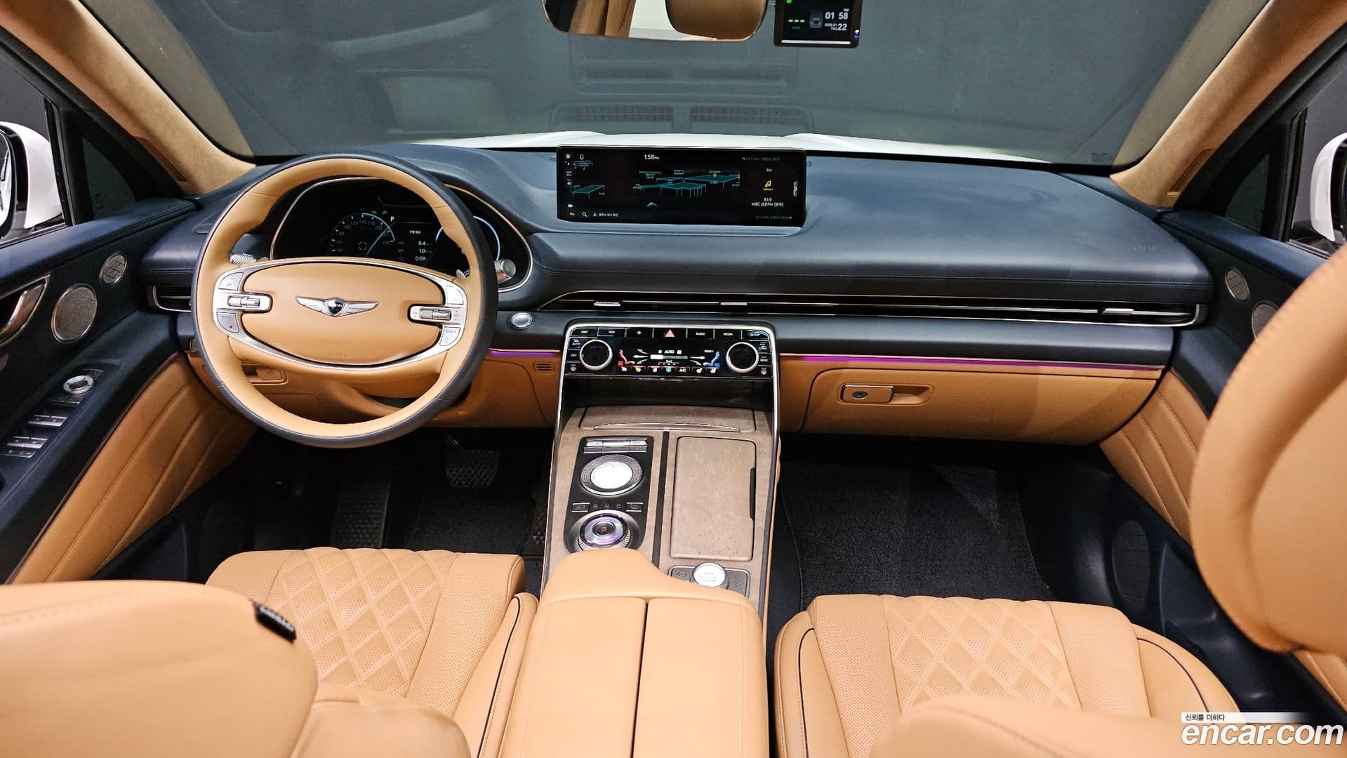 Main__Slider__Photo:GV80 Genesis 2021.8-6