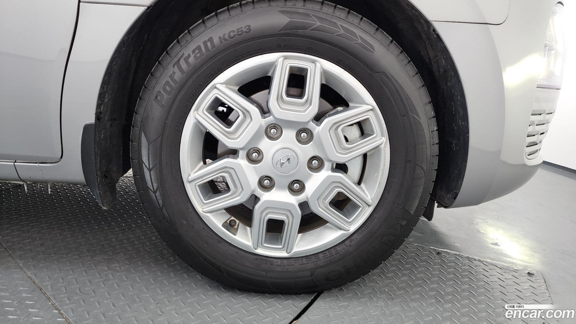 Main__Slider__Photo:Staria Hyundai 2023.0-4