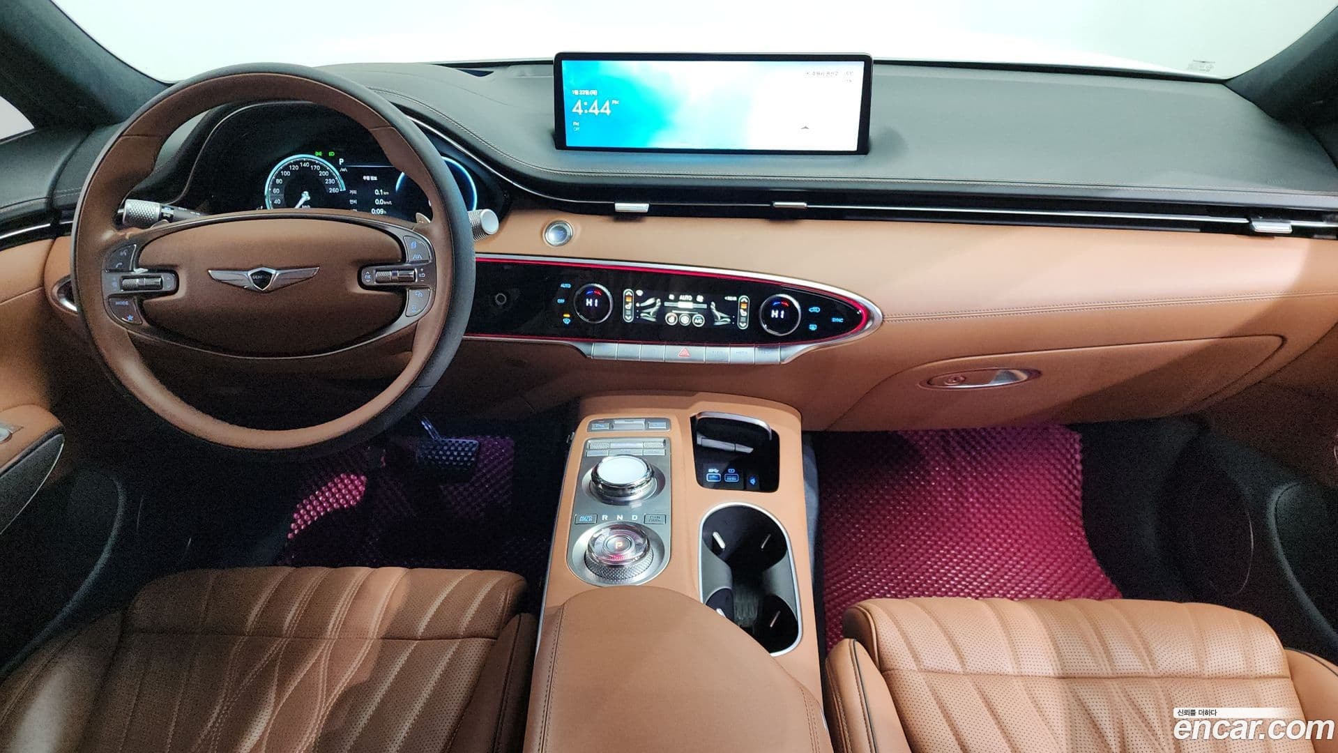 Main__Slider__Photo:GV70 Genesis 2022.11-6