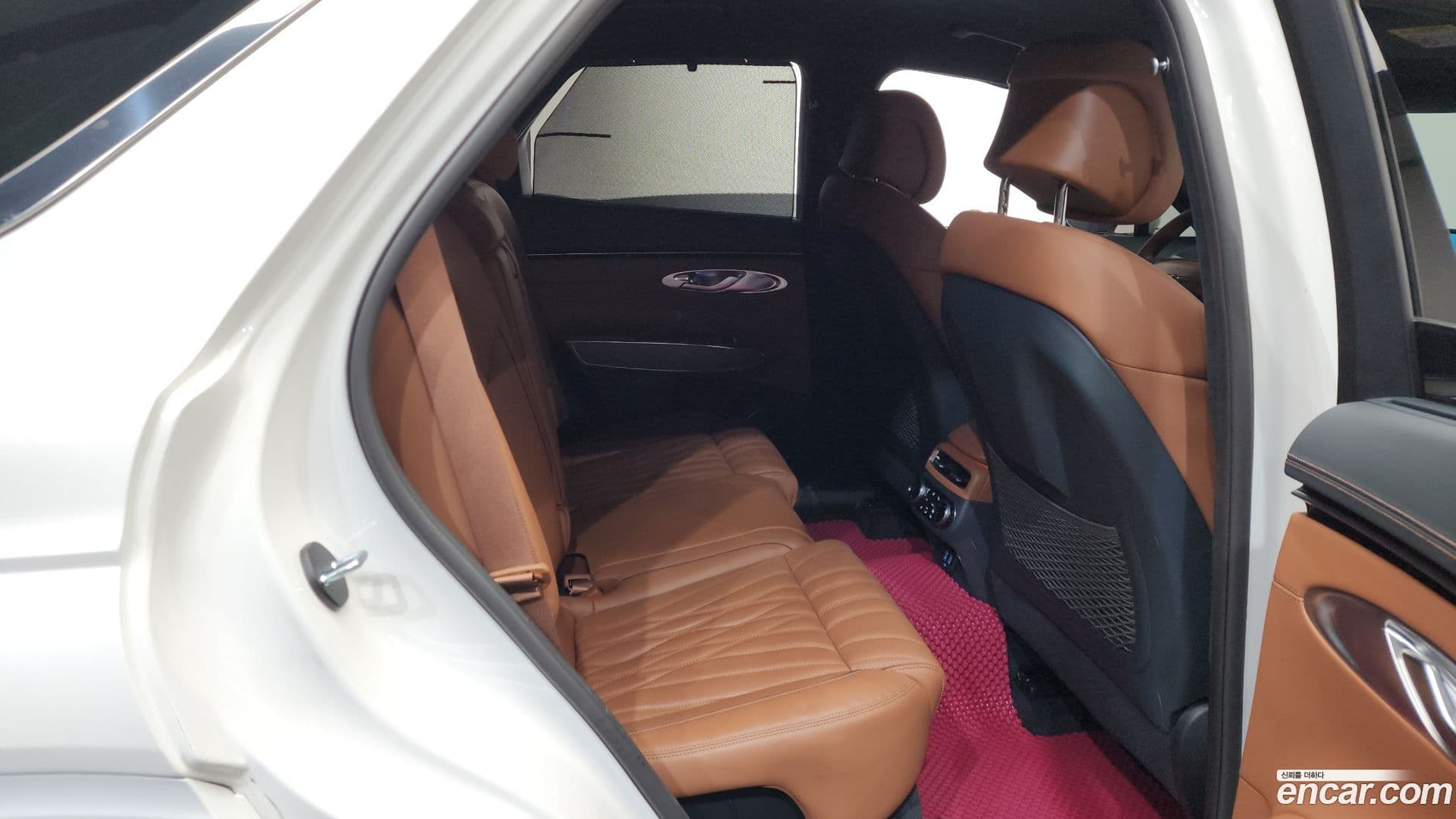 Main__Slider__Photo:GV70 Genesis 2022.11-11