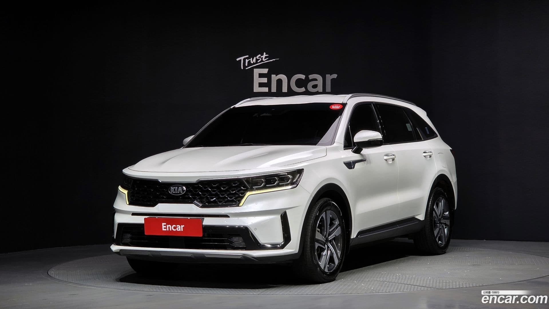 Main__Slider__Photo:Sorento Kia 2020.11-0