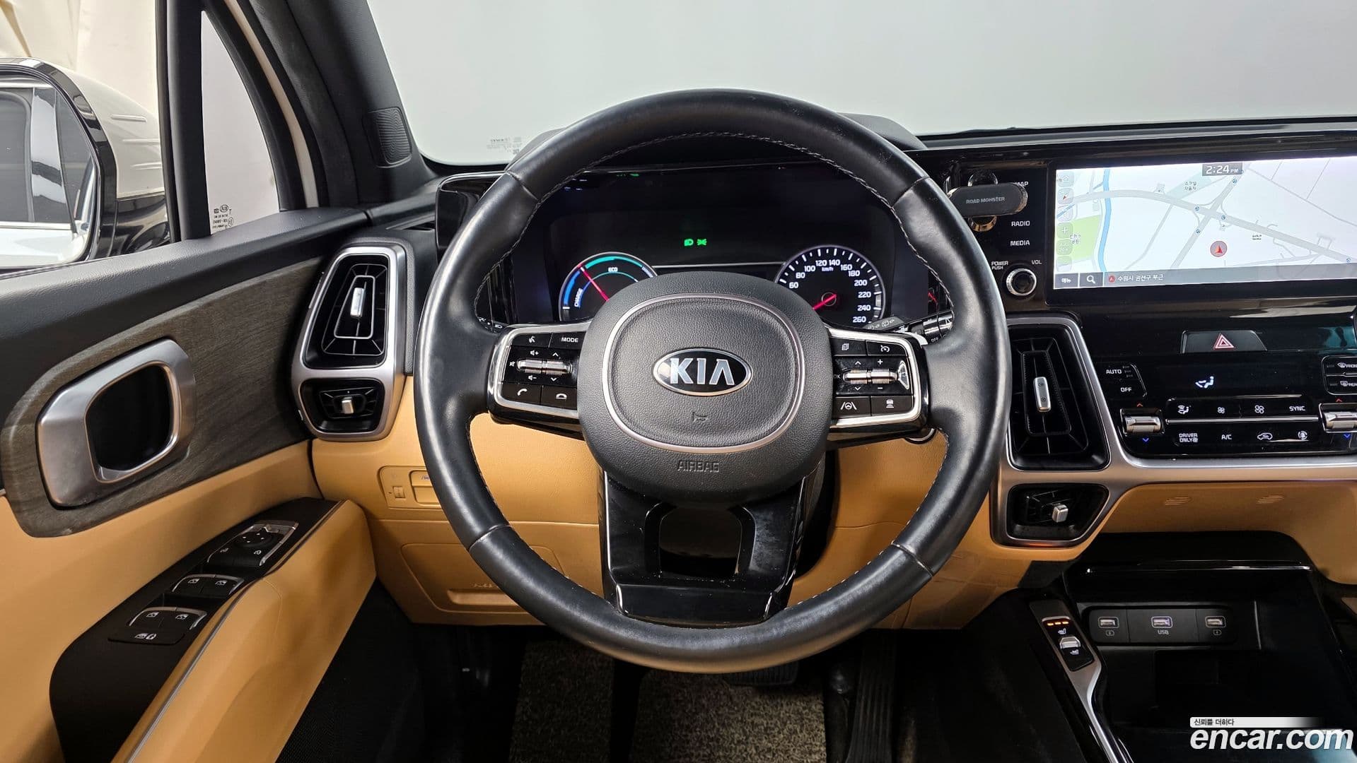 Main__Slider__Photo:Sorento Kia 2020.11-12