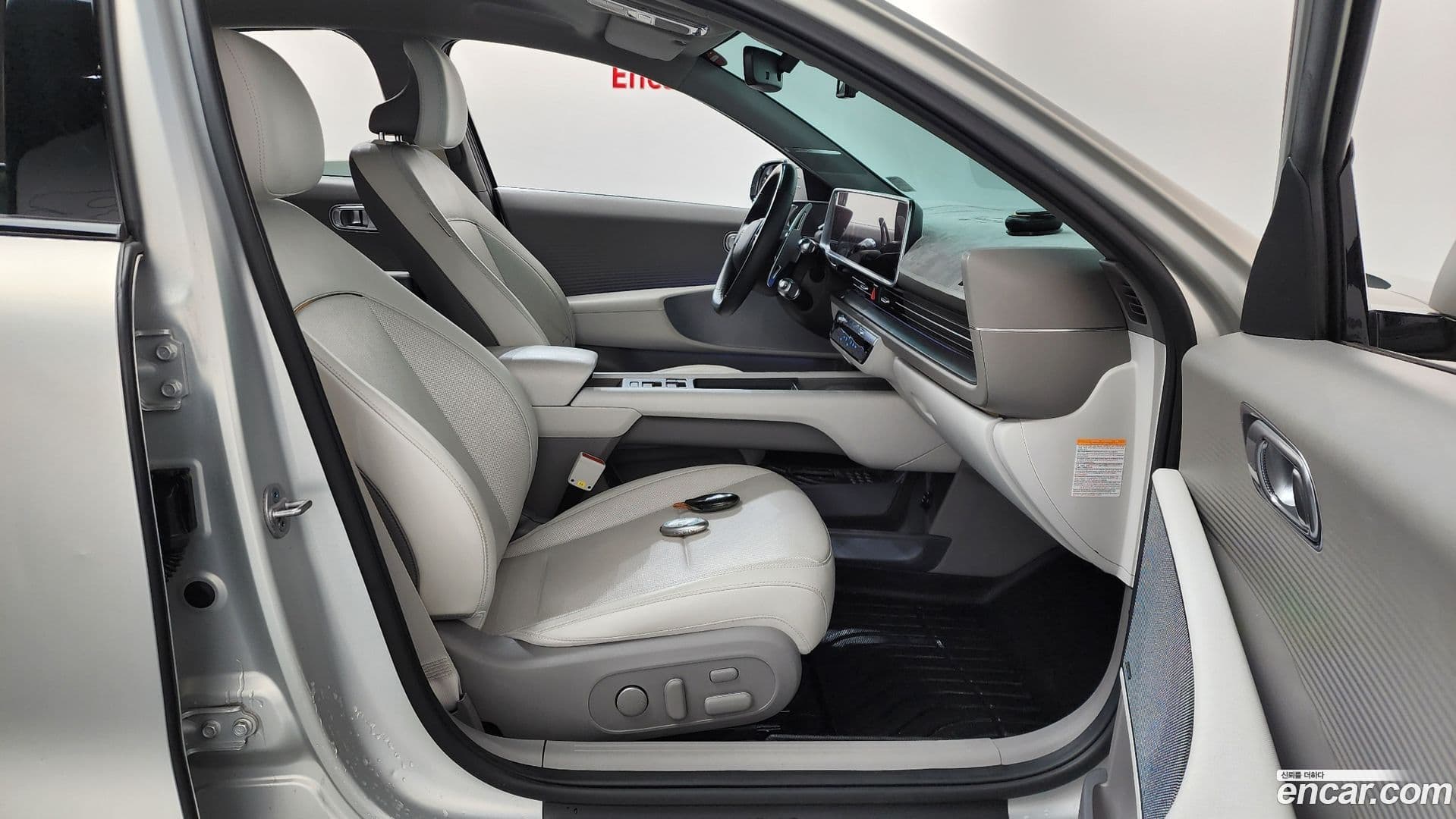 Main__Slider__Photo:Ioniq6 Hyundai 2022.11-10