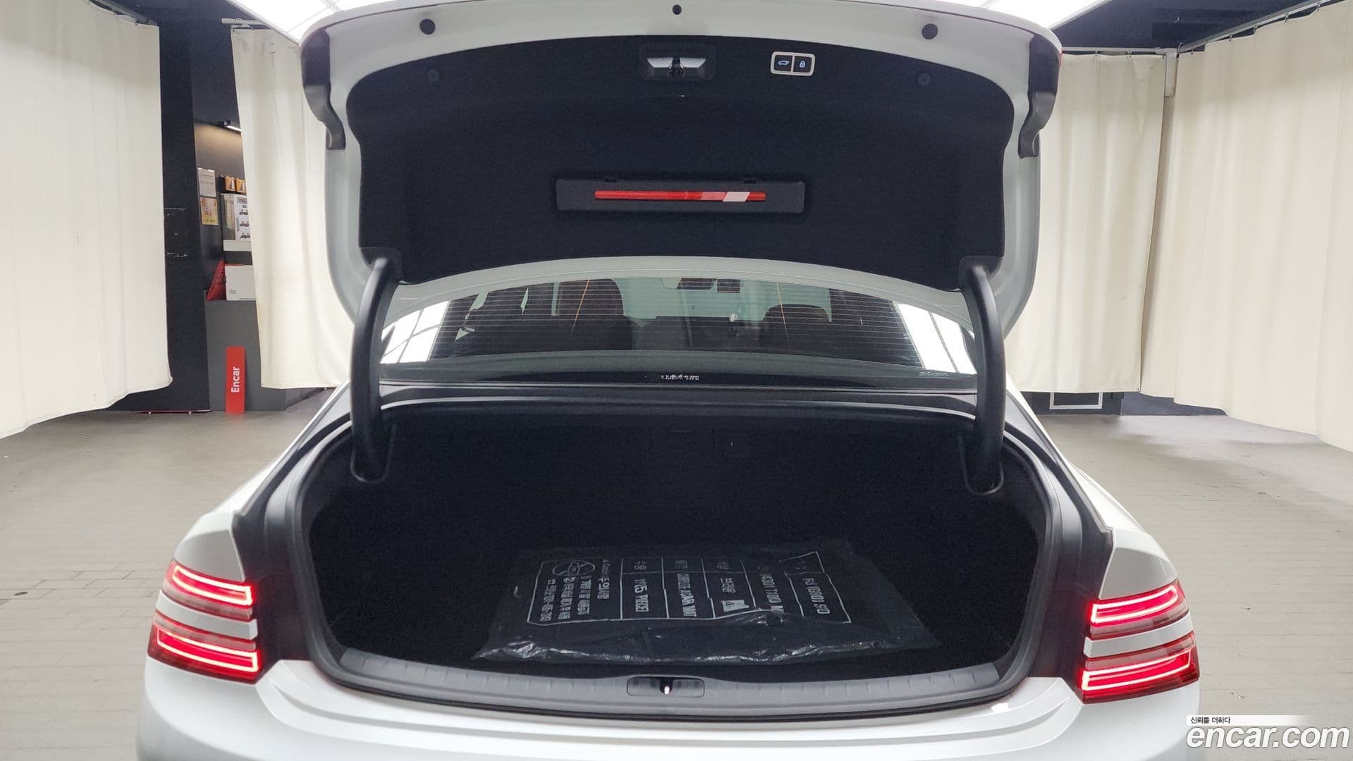 Main__Slider__Photo:G80 Genesis 2021.1-19