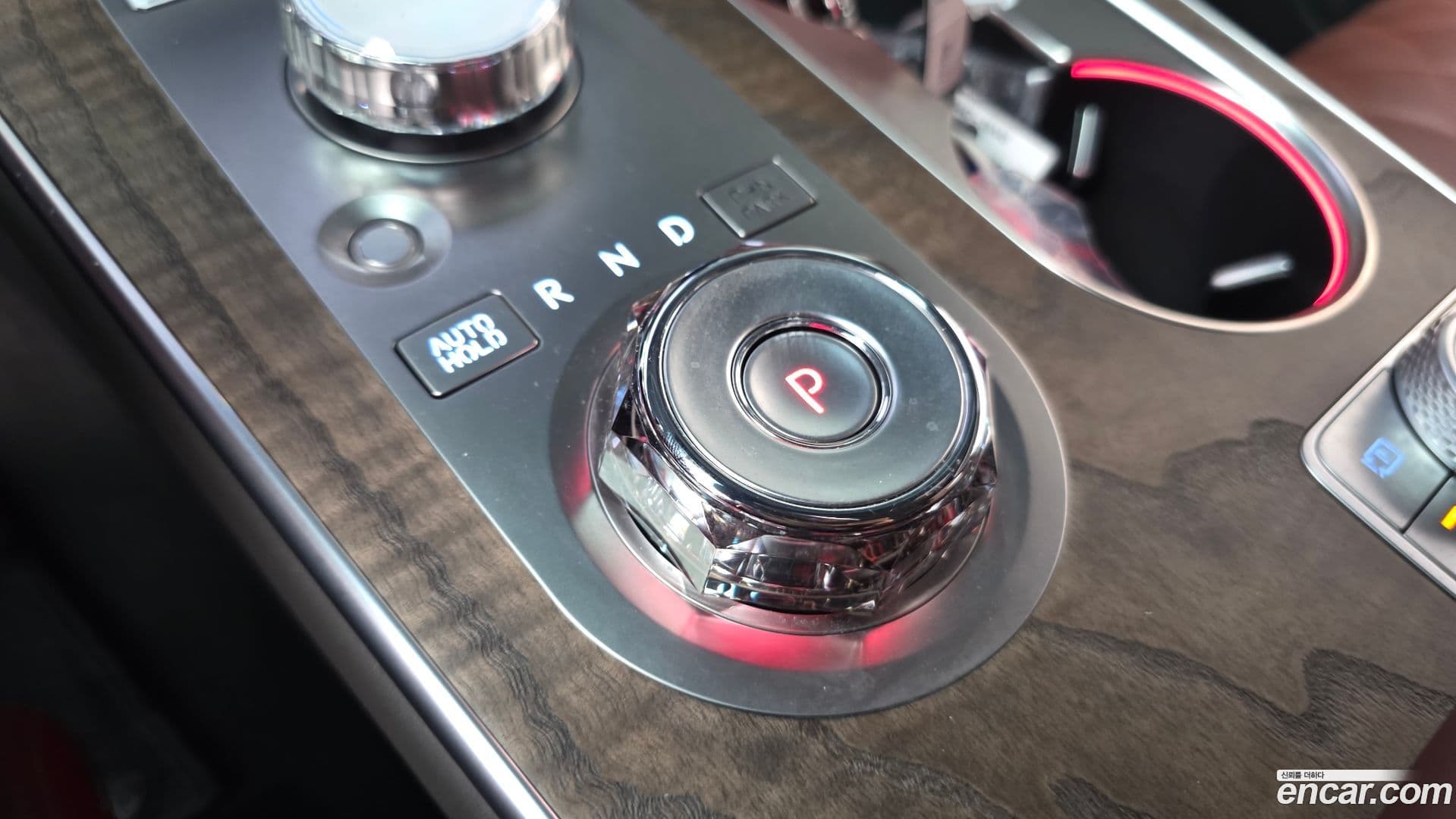 Main__Slider__Photo:GV80 Genesis 2024.0-8