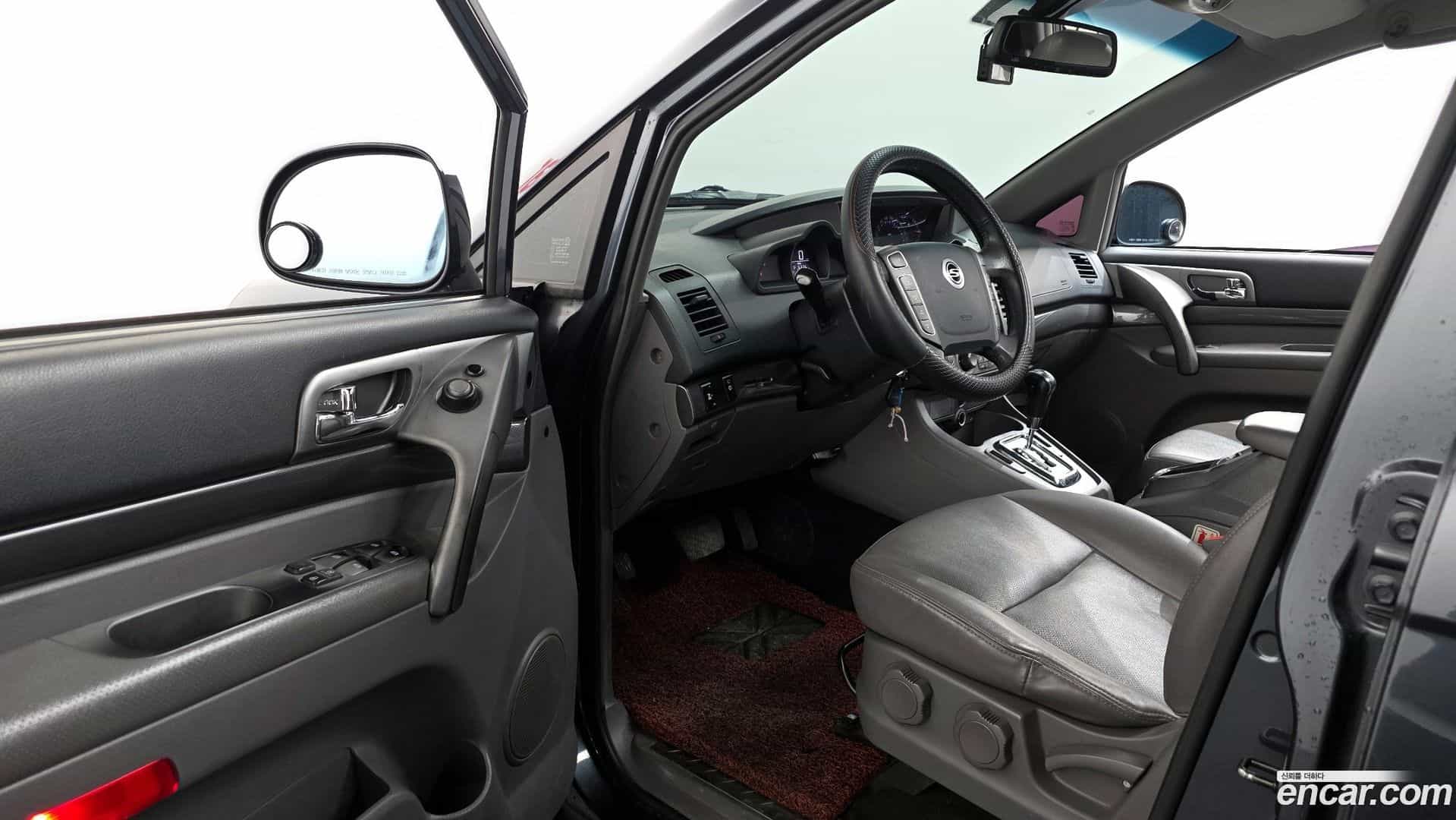 KORANDO KG_Mobility_Ssangyong 2014.2-INNER-010