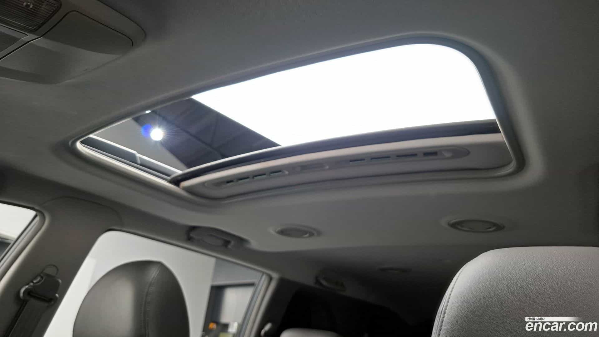 KORANDO KG_Mobility_Ssangyong 2014.2-OPTION-023