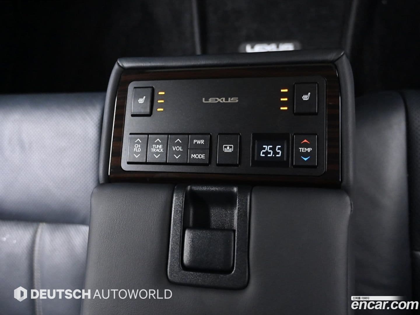 Main__Slider__Photo:ES Lexus 2018.2-15