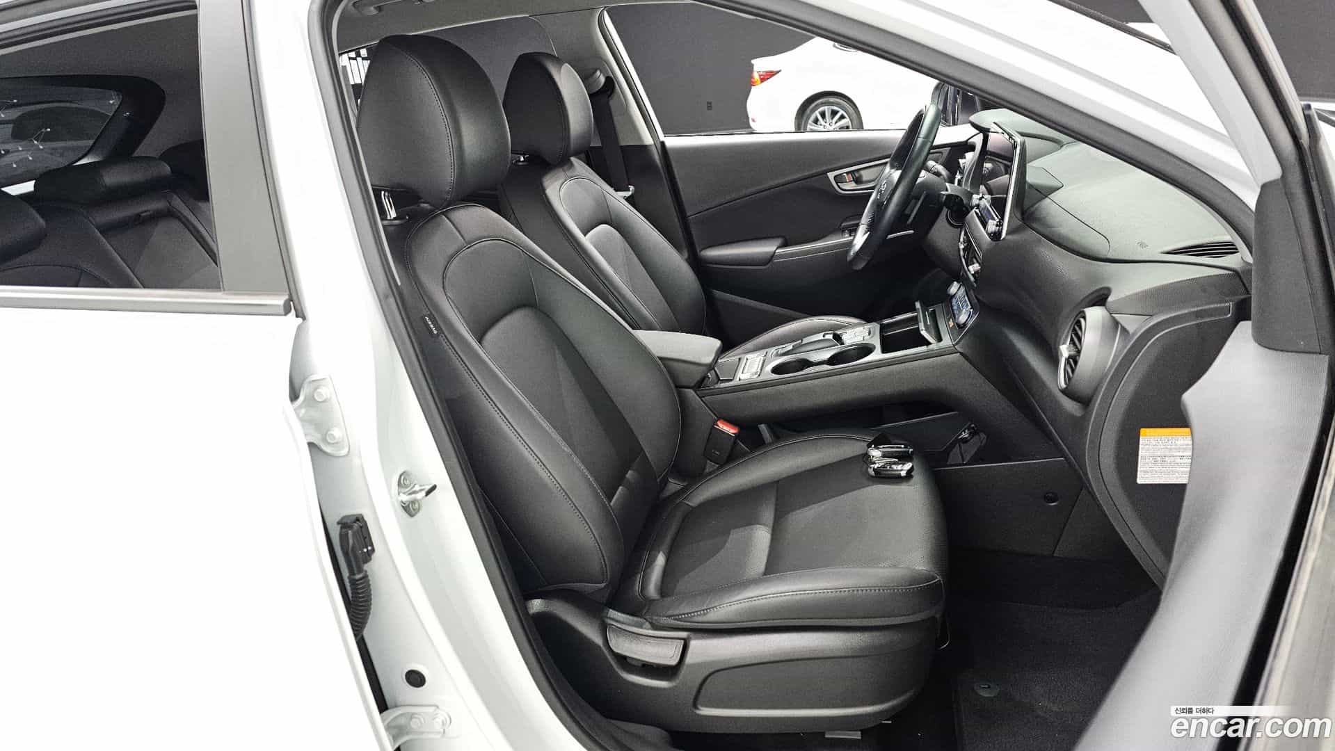 Kona Hyundai 2020.11-INNER-010