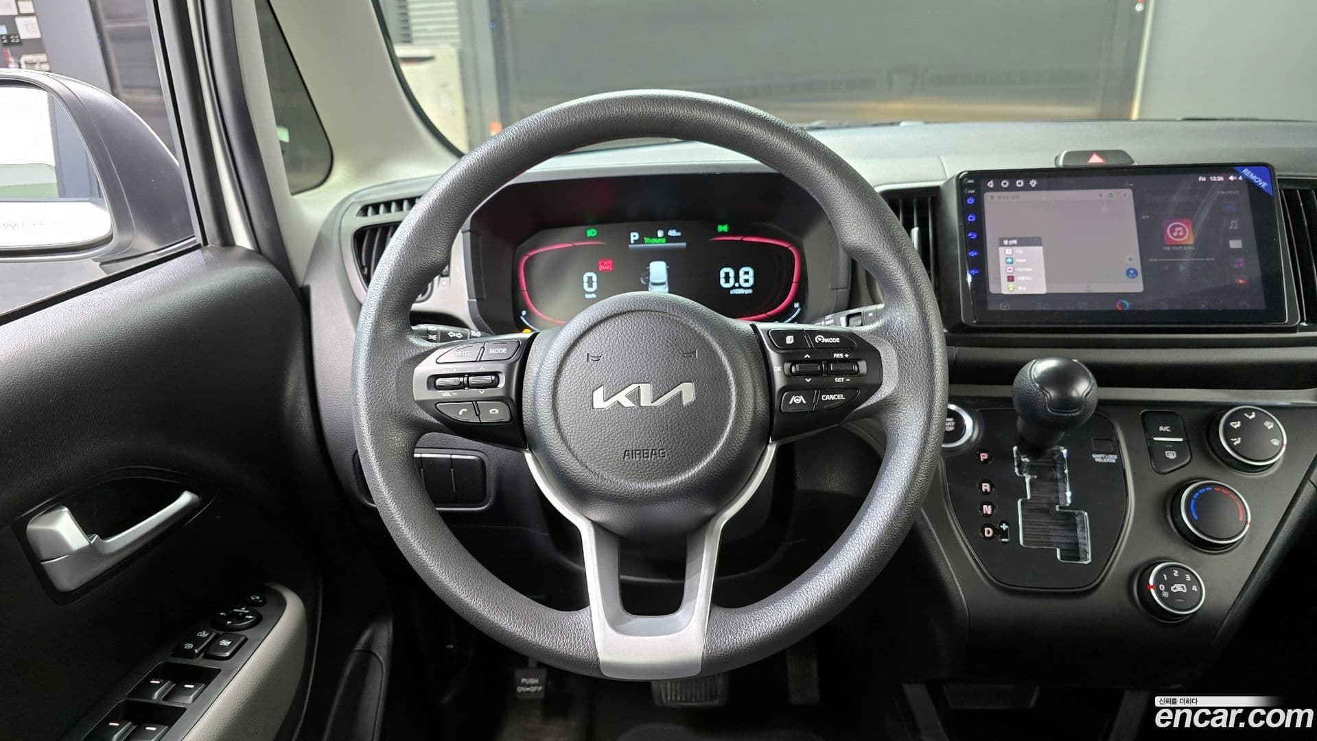 Main__Slider__Photo:RAY Kia 2023.2-12