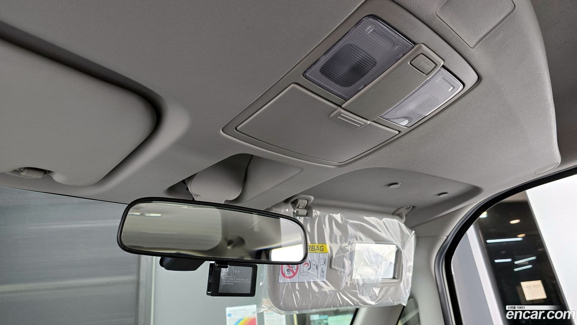 Main__Slider__Photo:RAY Kia 2023.2-18