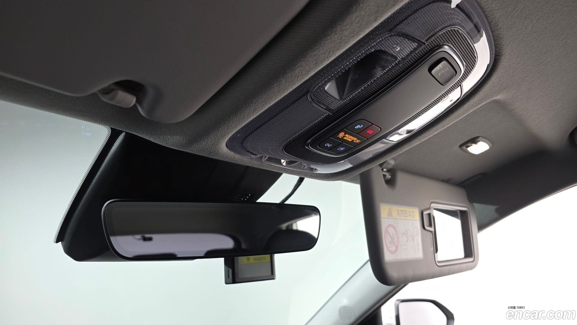 Main__Slider__Photo:Kona Hyundai 2024.3-17