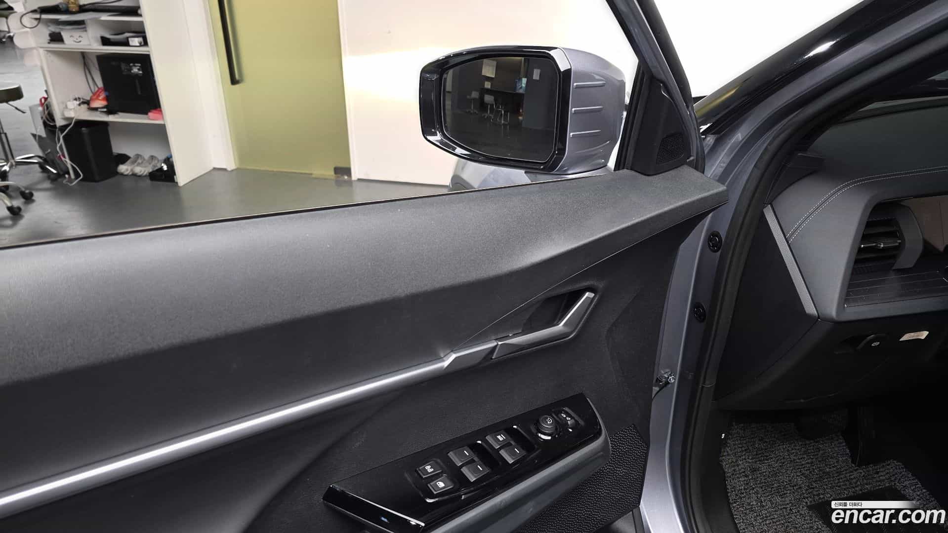 Torres KG_Mobility_Ssangyong 2022.10-OPTION-017