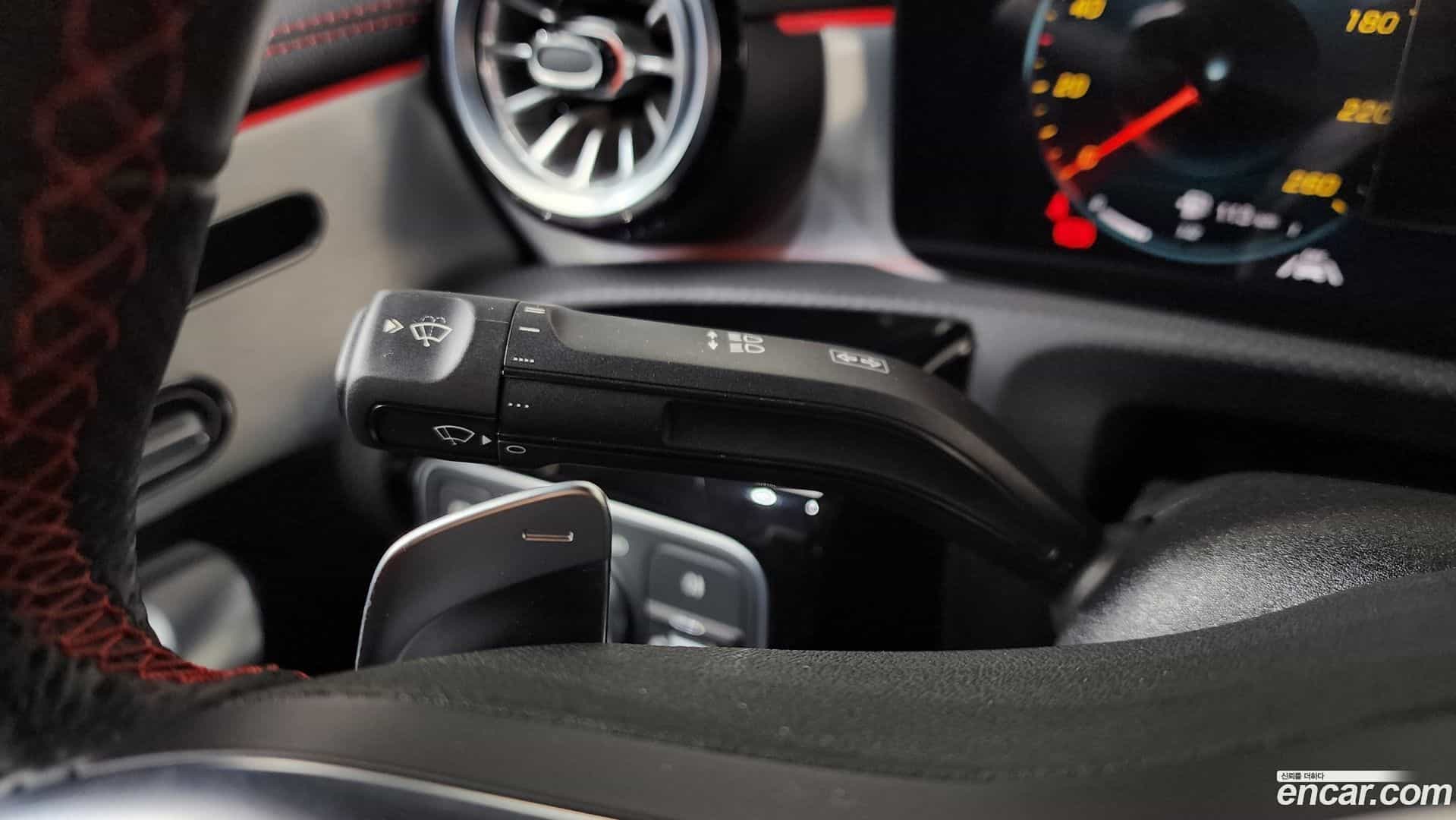 CLA-Class Mercedes-Benz 2022.11-OPTION-019