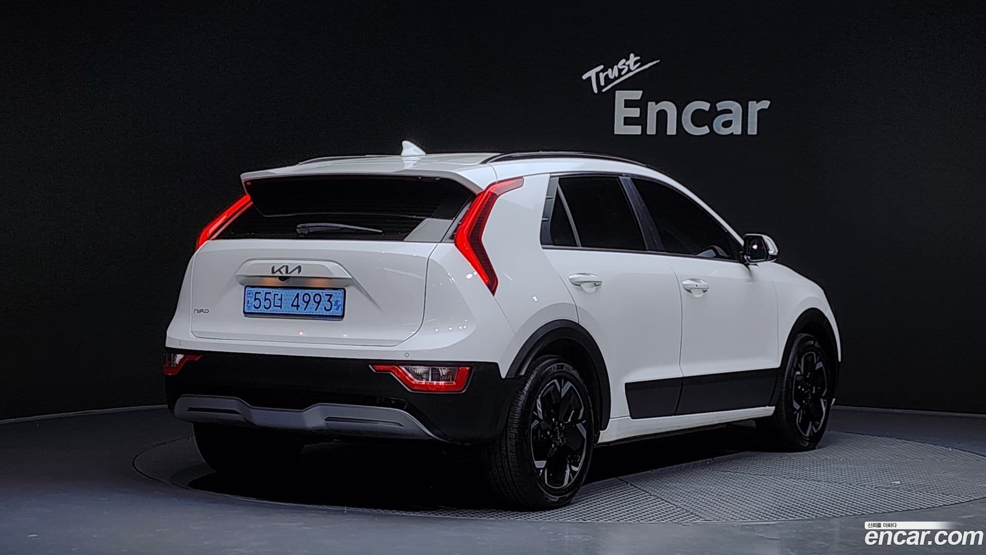 Main__Slider__Photo:Niro Kia 2022.6-1