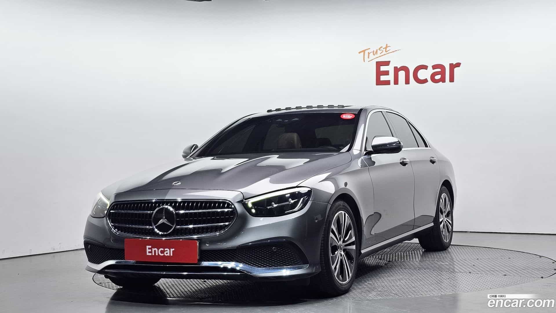 E-Class Mercedes-Benz 2020.11-OUTER-001