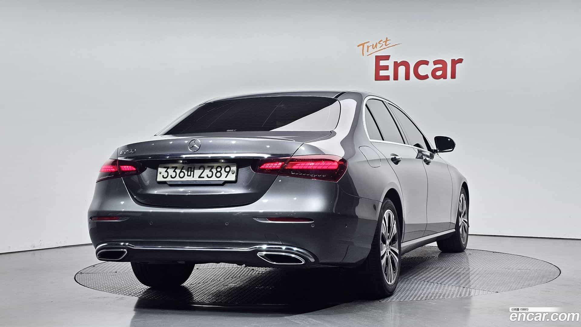 E-Class Mercedes-Benz 2020.11-OUTER-002