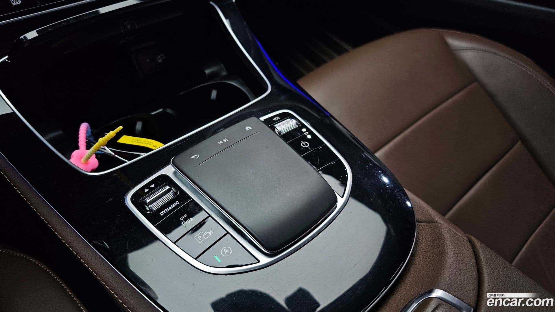 Main__Slider__Photo:E-Class Mercedes-Benz 2020.11-15