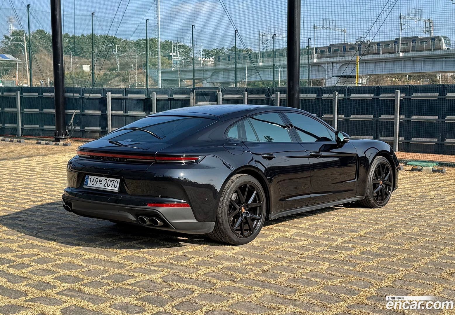 Main__Slider__Photo:Panamera Porsche 2024.8-4