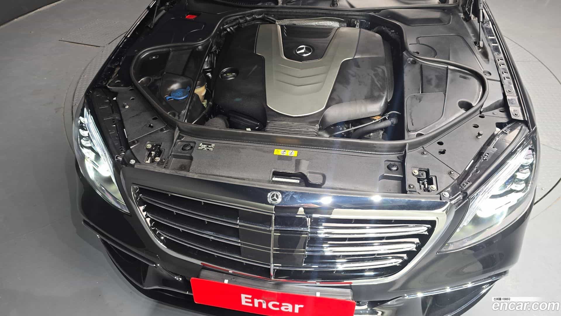 S-Class Mercedes-Benz 2016.0-INNER-006
