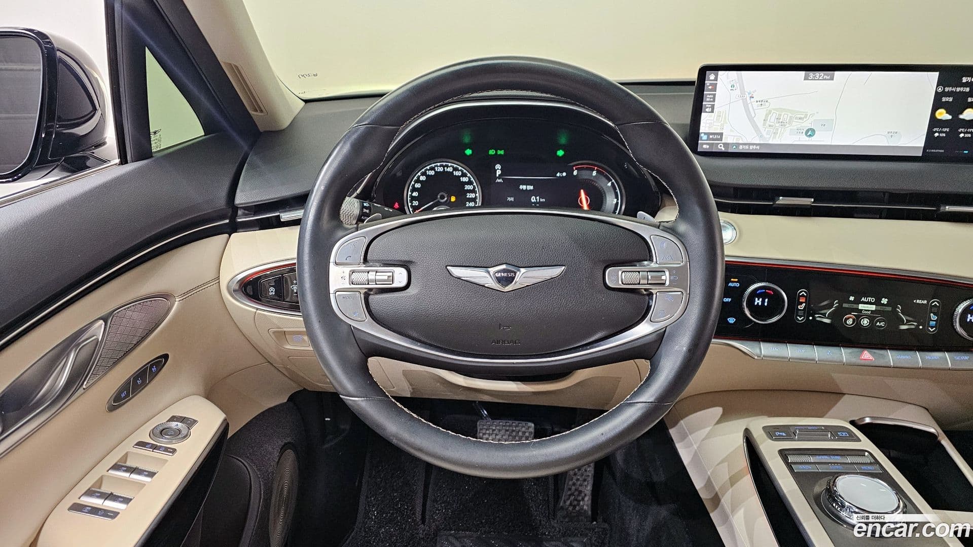 Main__Slider__Photo:GV70 Genesis 2021.1-12