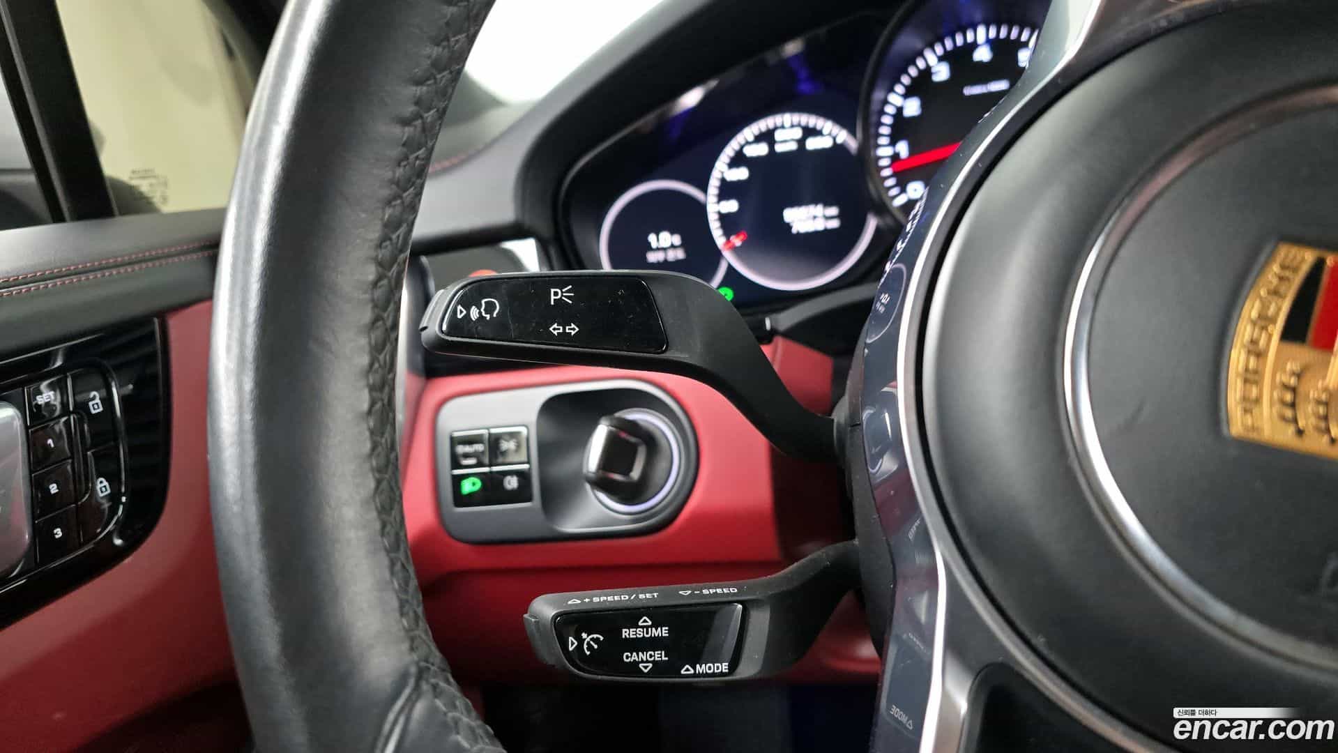 Cayenne Porsche 2019.8-OPTION-020