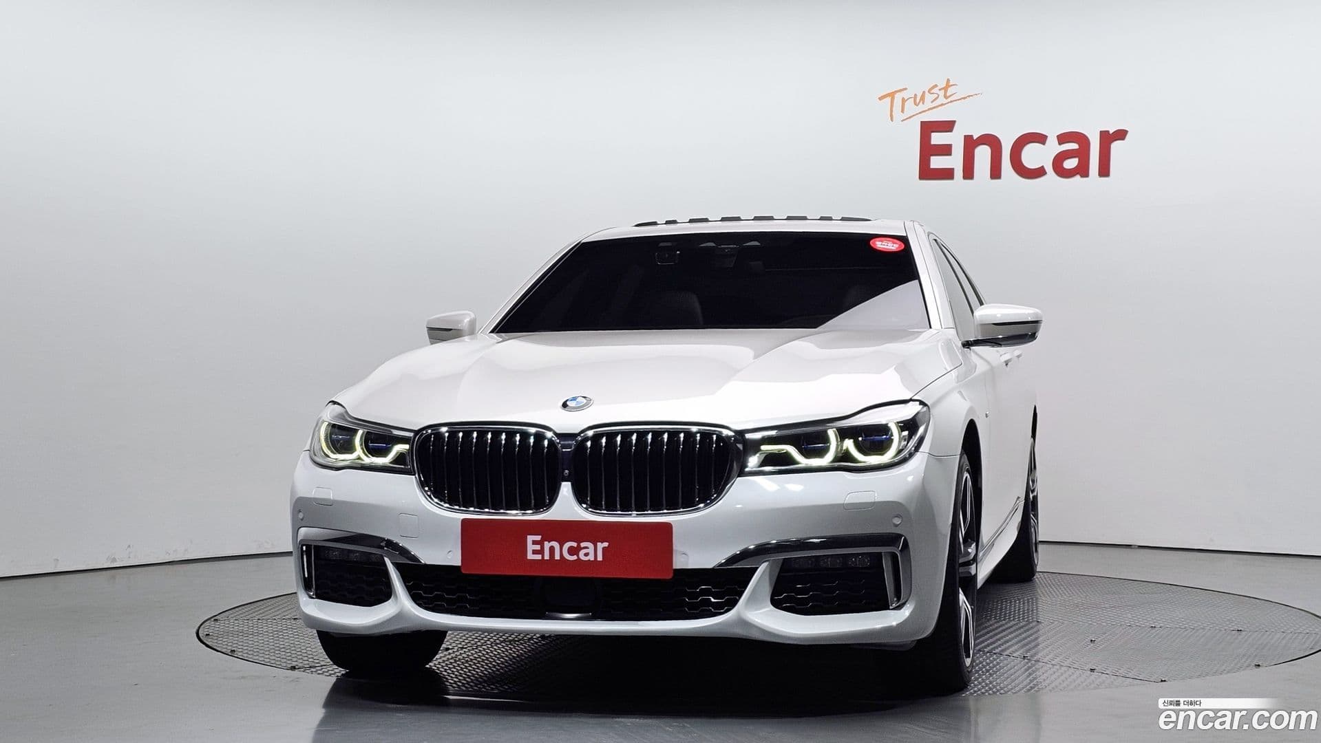 Main__Slider__Photo:7-Series BMW 2018.11-2