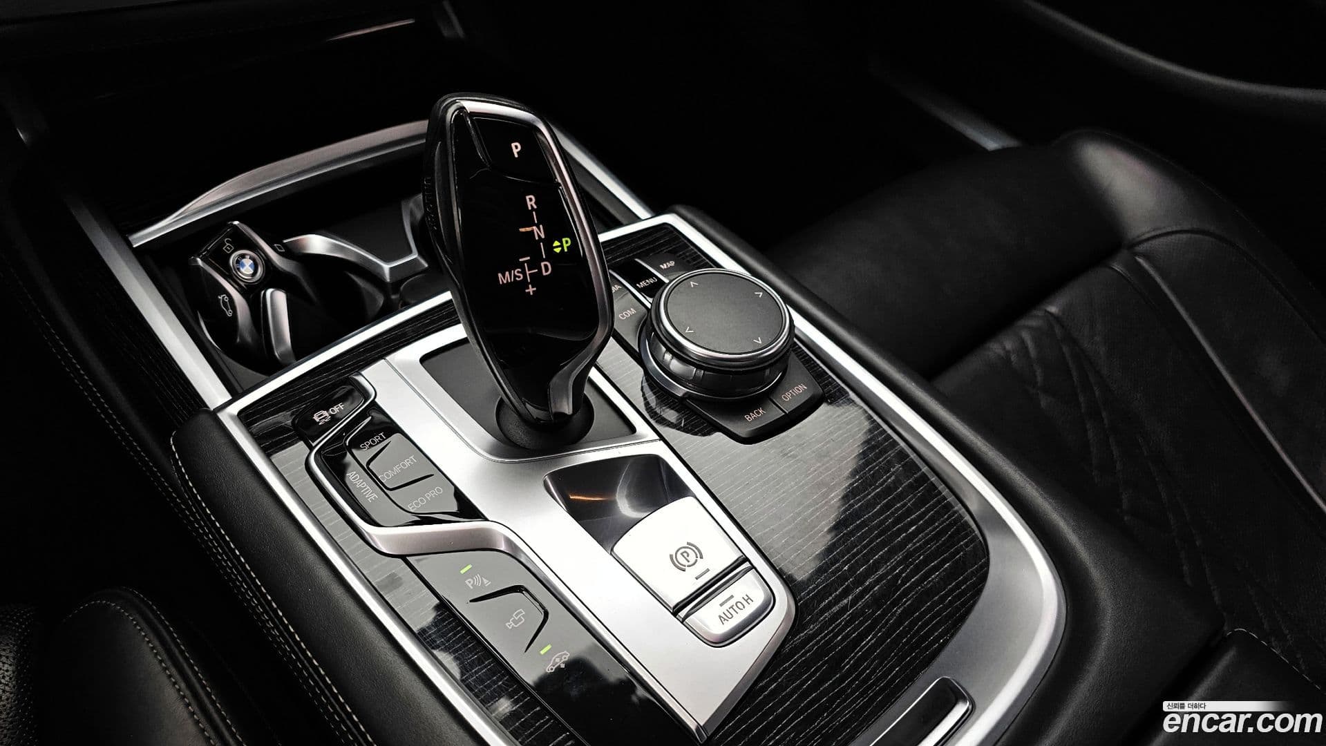 Main__Slider__Photo:7-Series BMW 2018.11-8