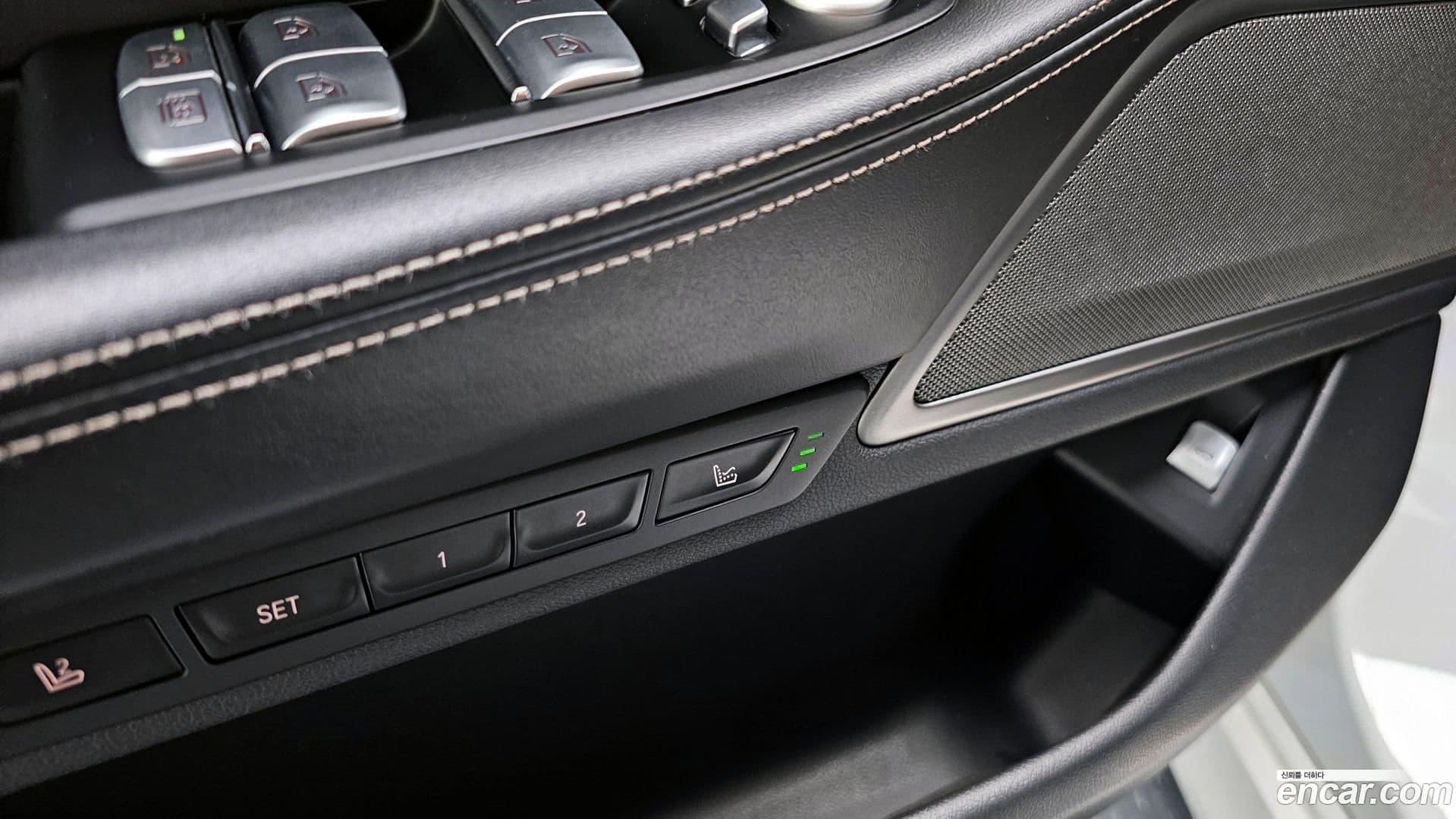 Main__Slider__Photo:7-Series BMW 2018.11-15